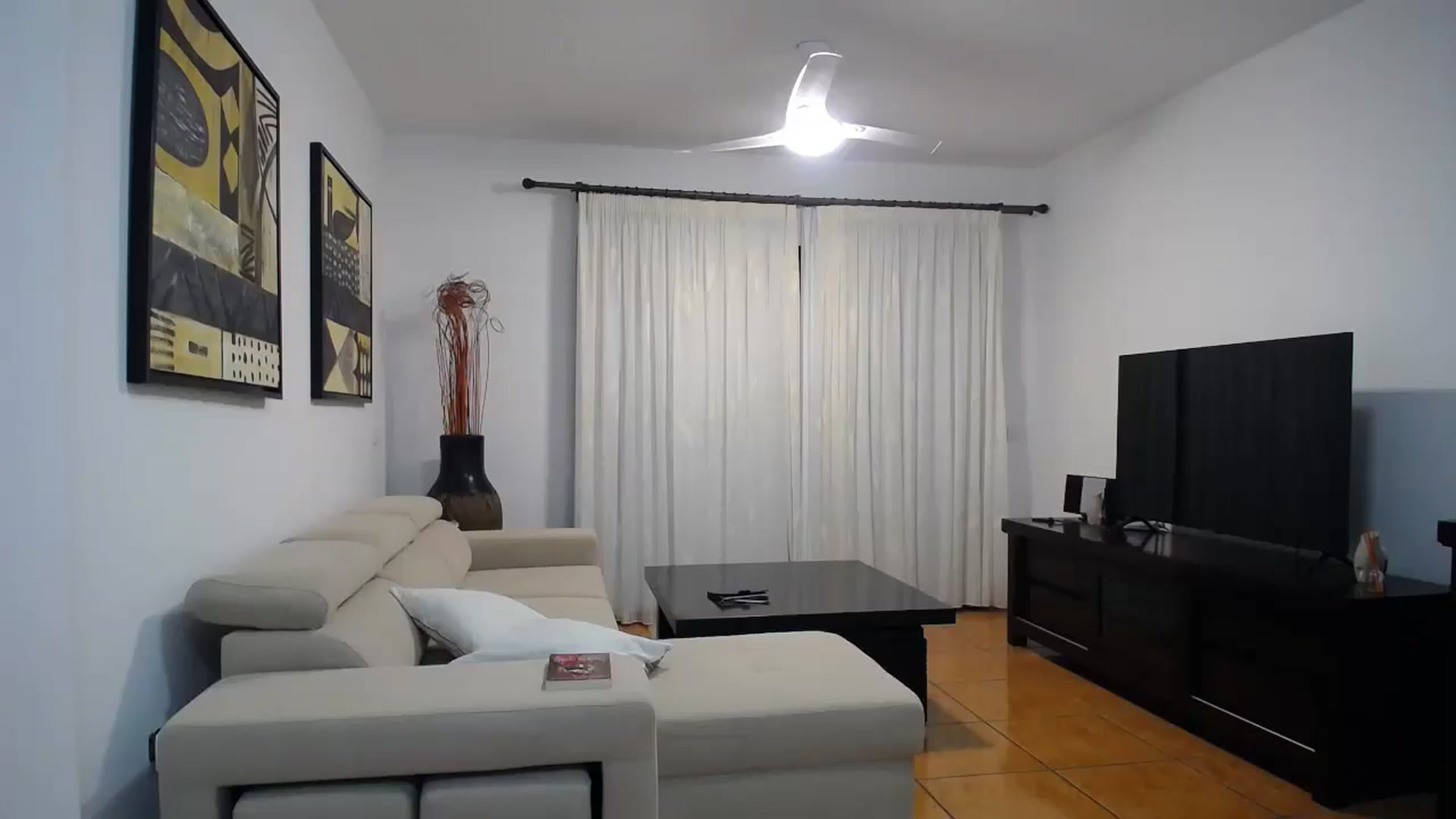 Gallery image thumbnail from Klarita_'s myfreecams stream on, 10/09/2025, 20:42 image 17 of 20