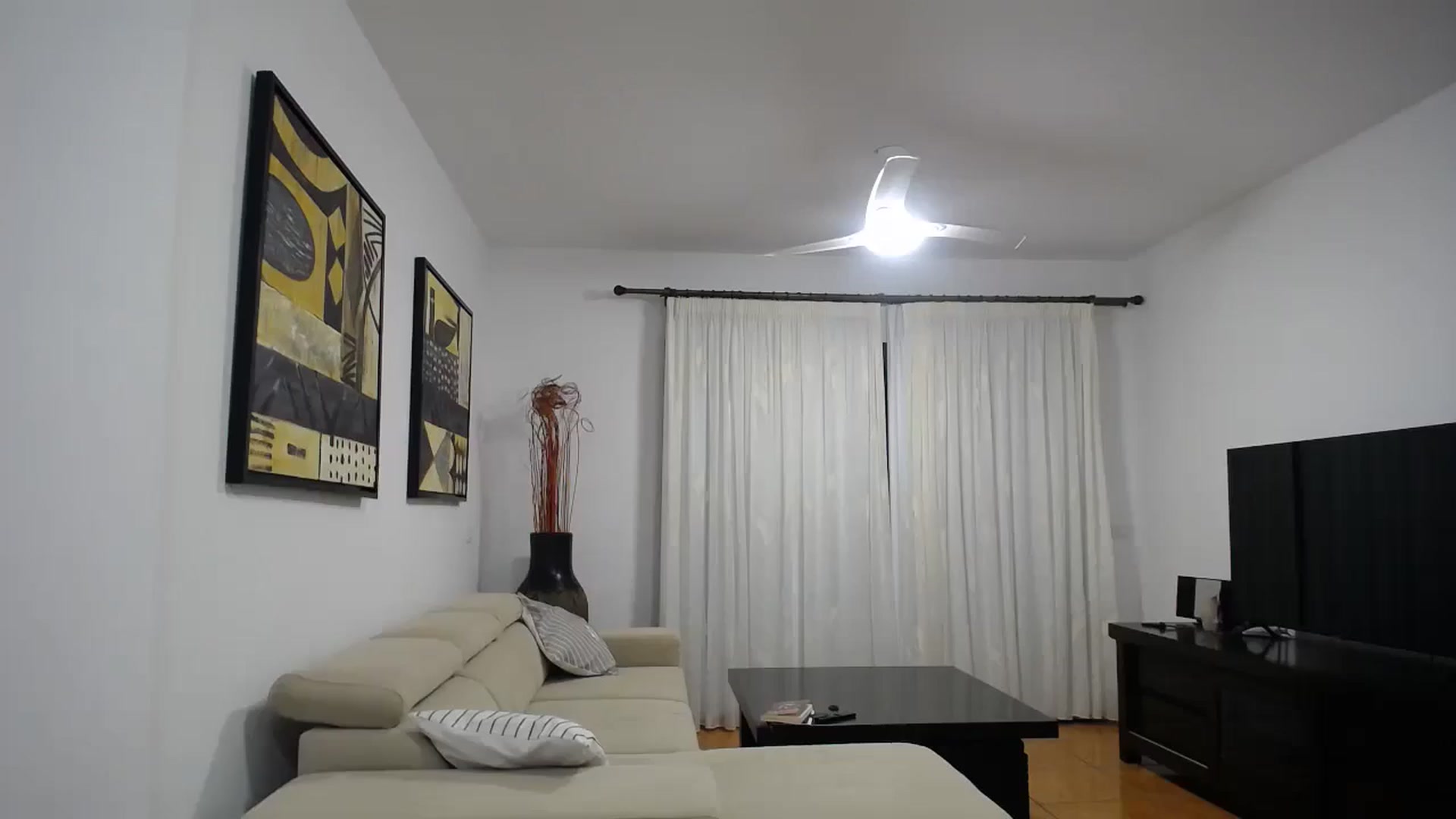 Gallery image thumbnail from Klarita_'s myfreecams stream on, 10/11/2025, 24:17 image 1 of 20