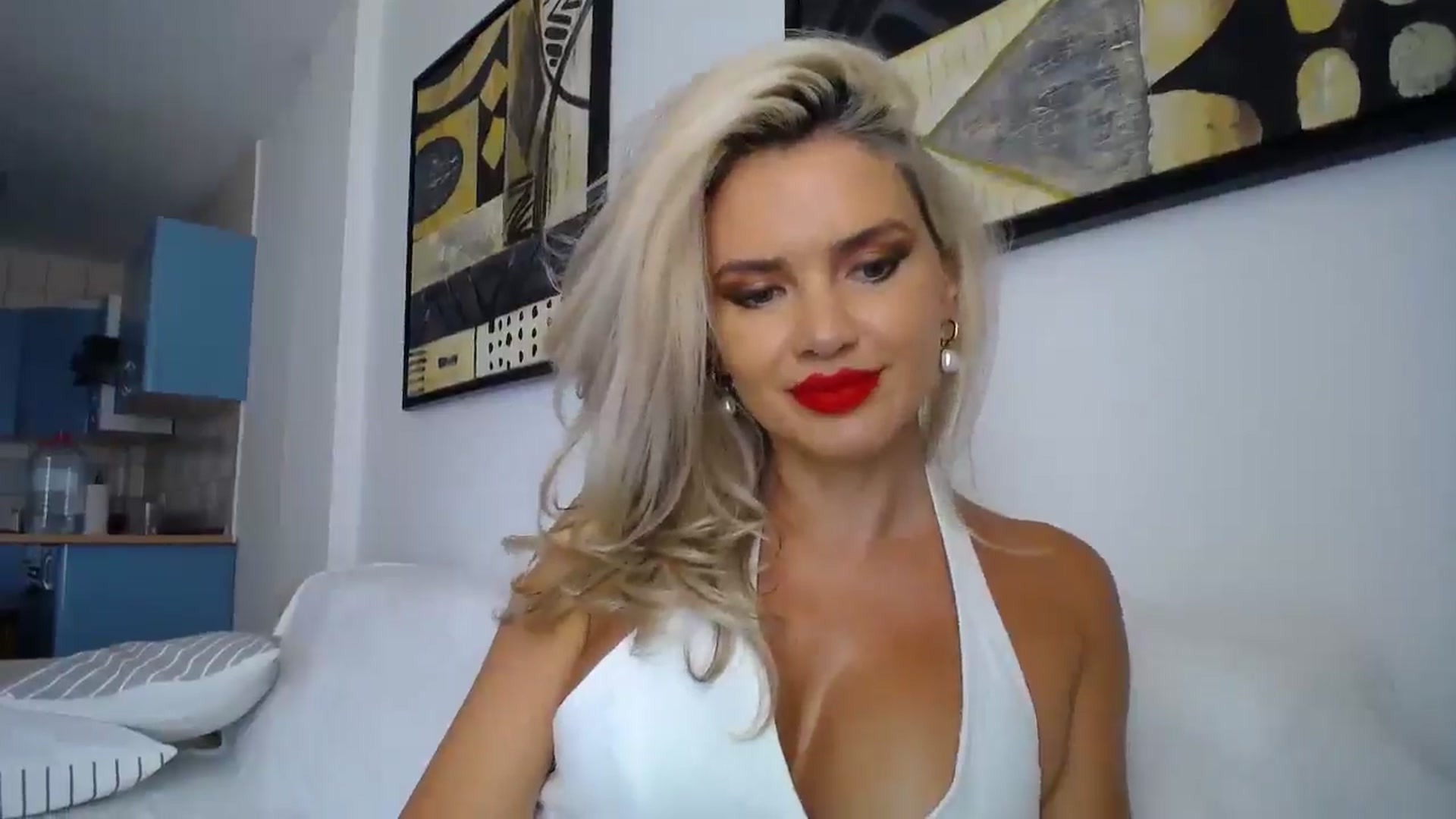 Gallery image thumbnail from Klarita_'s myfreecams stream on, 10/11/2025, 13:52 image 20 of 20