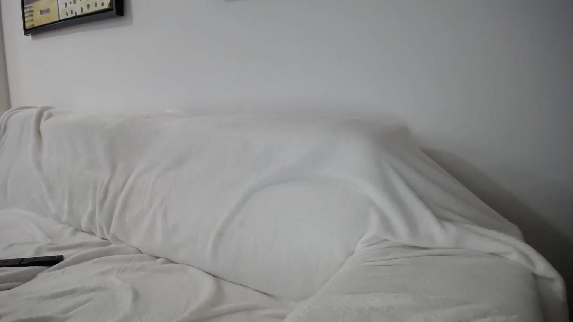 Gallery image thumbnail from Klarita_'s myfreecams stream on, 10/14/2025, 24:39 image 2 of 20