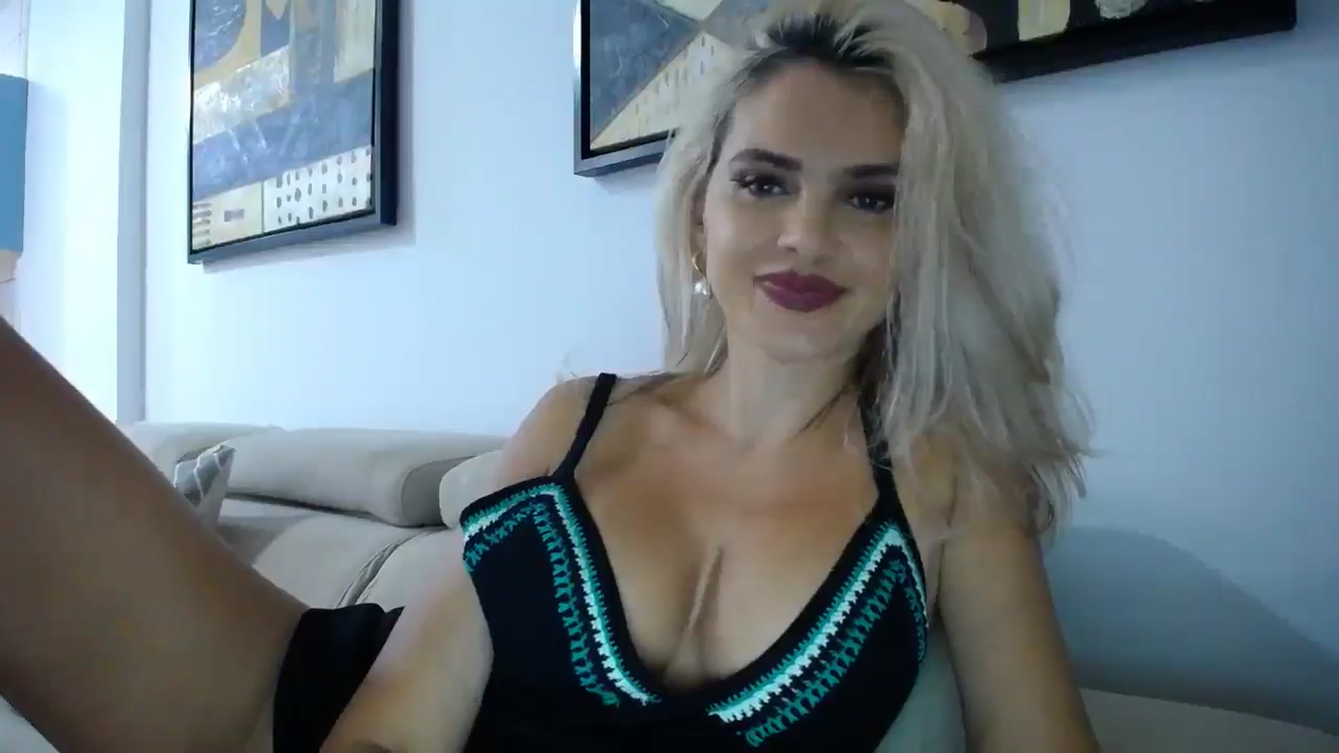 Gallery image thumbnail from Klarita_'s myfreecams stream on, 10/16/2025, 21:21 image 13 of 20