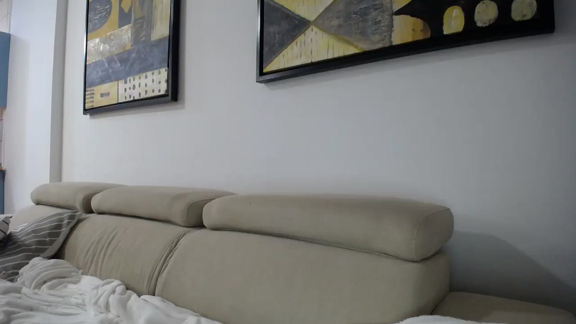 Gallery image thumbnail from Klarita_'s myfreecams stream on, 10/22/2025, 24:02 image 8 of 20