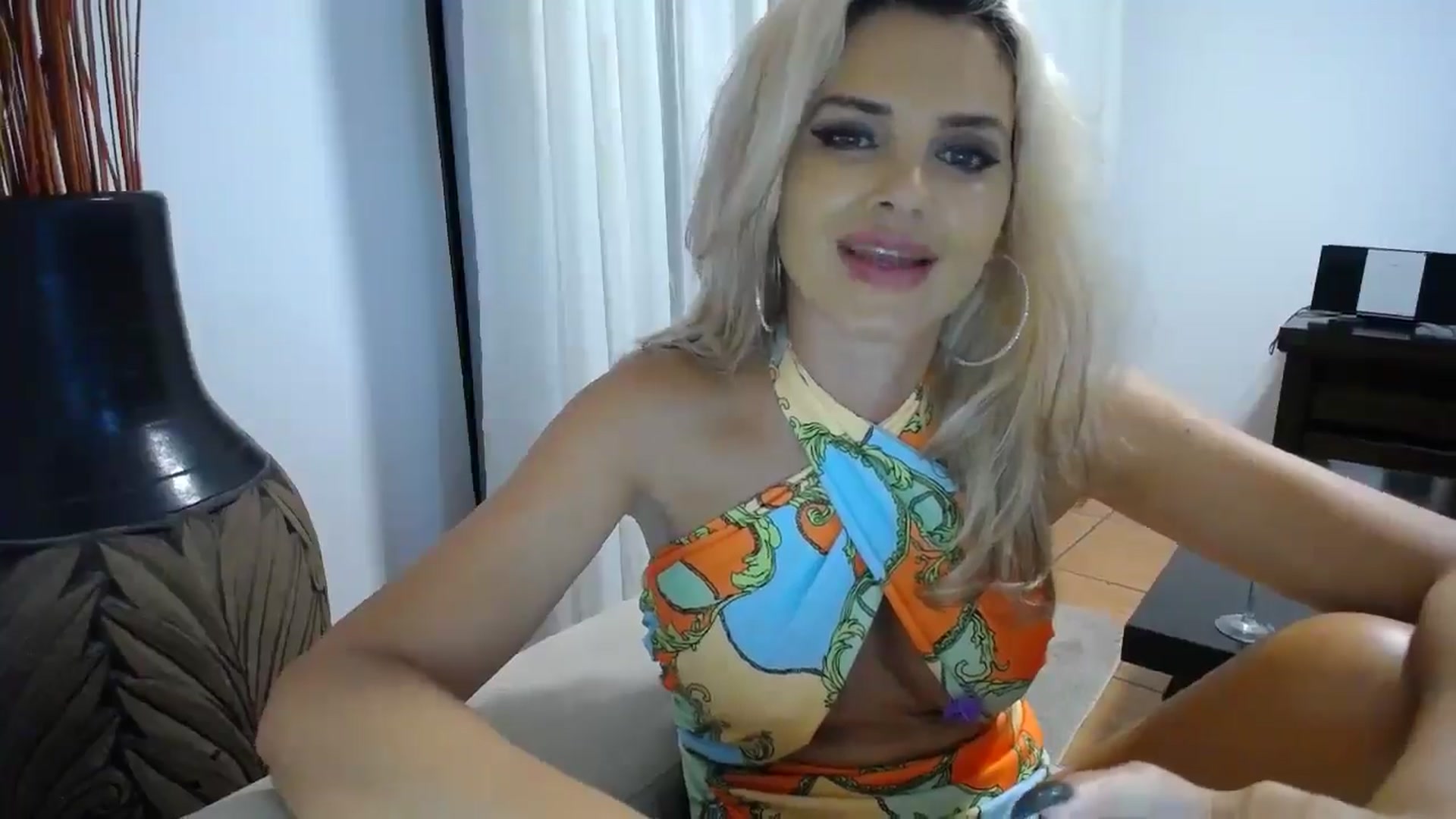 Gallery image thumbnail from Klarita_'s myfreecams stream on, 10/27/2025, 23:36 image 18 of 20