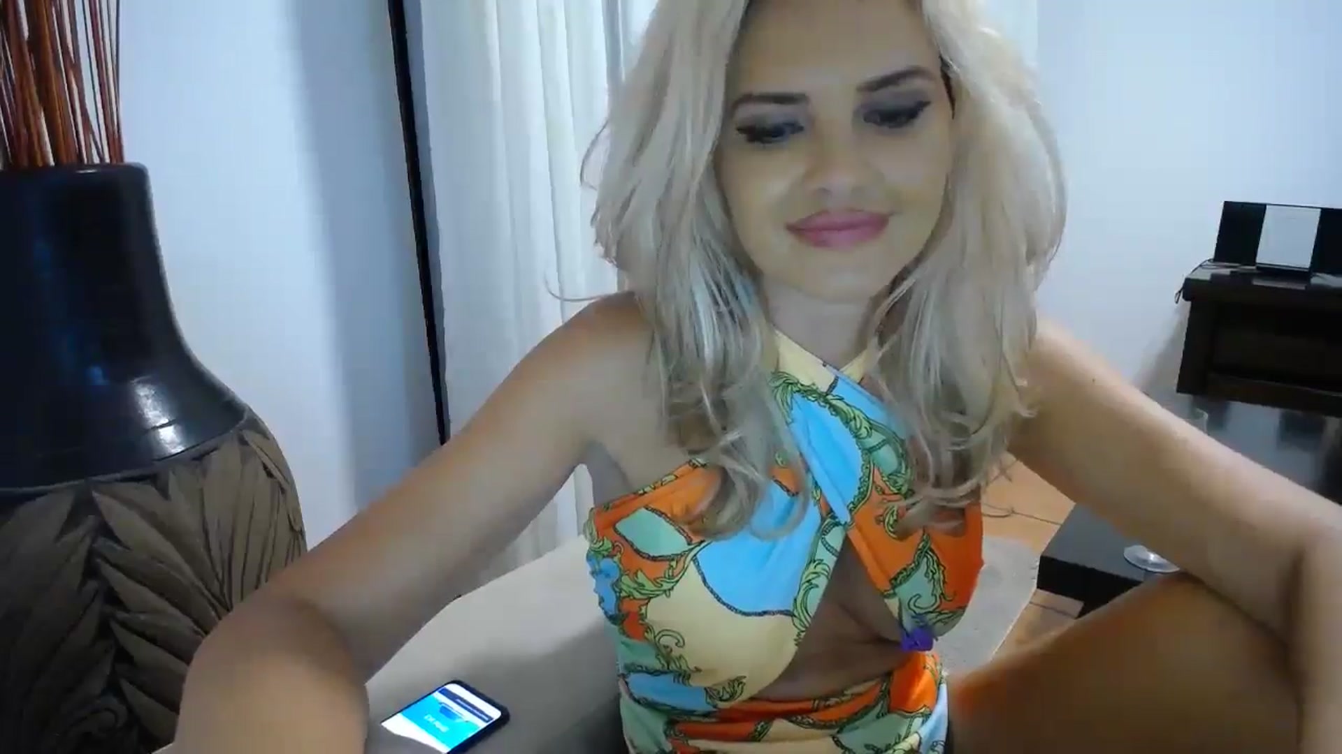Gallery image thumbnail from Klarita_'s myfreecams stream on, 10/27/2025, 23:36 image 17 of 20