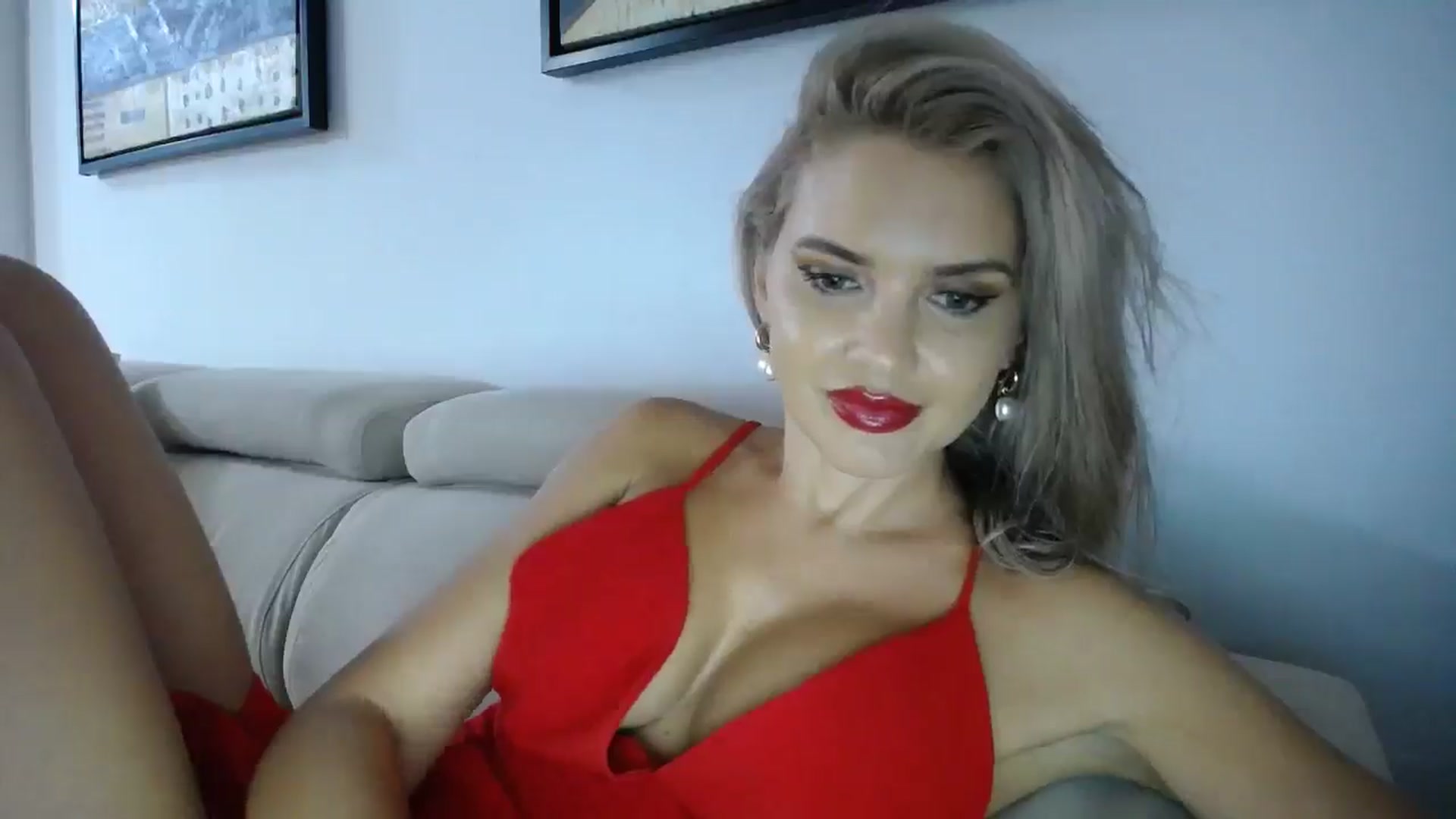 Gallery image thumbnail from Klarita_'s myfreecams stream on, 11/05/2025, 01:51 image 19 of 20