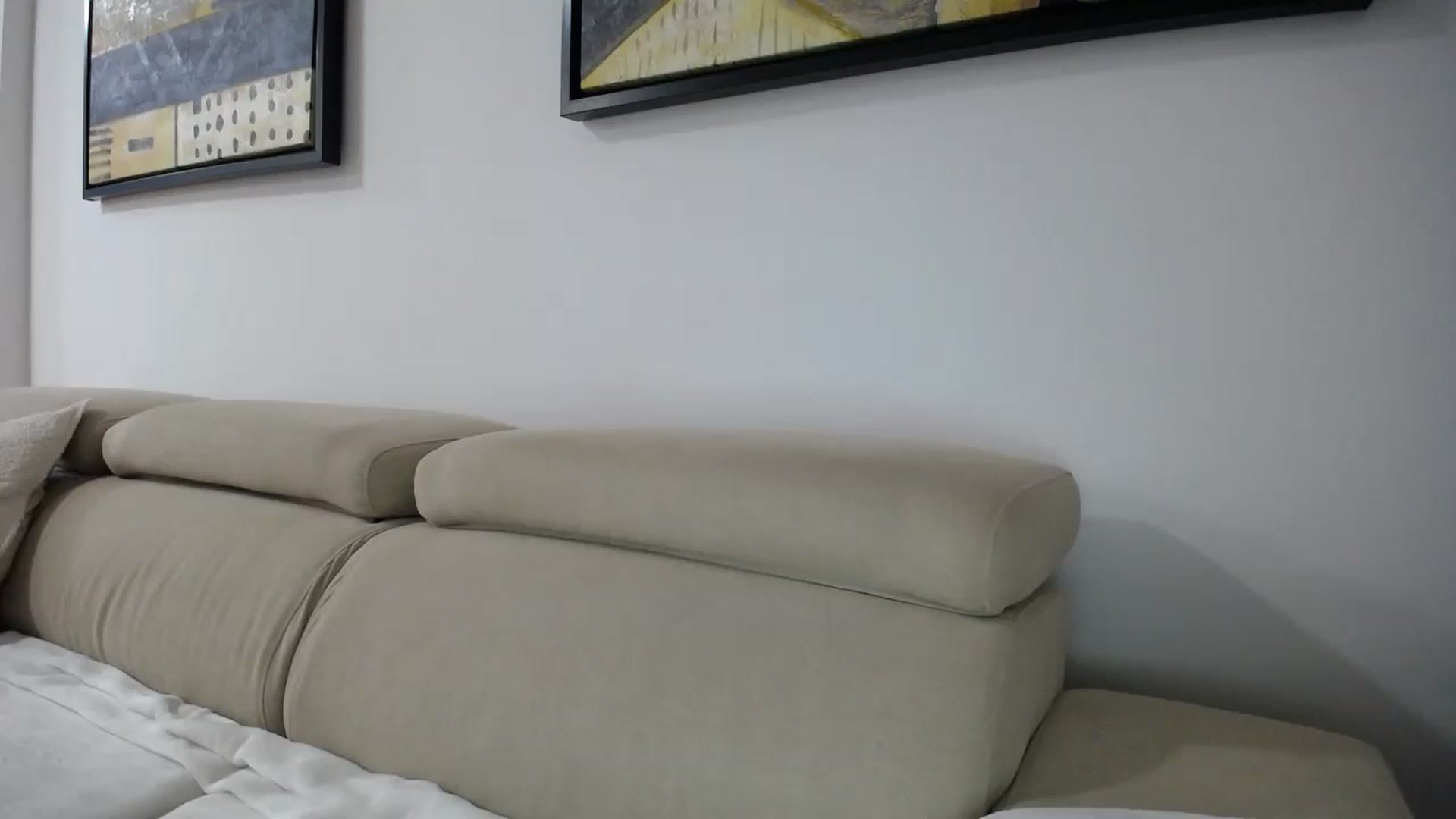 Gallery image thumbnail from Klarita_'s myfreecams stream on, 11/18/2025, 23:32 image 5 of 20