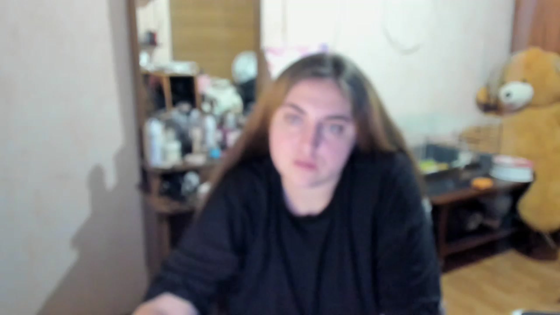 Gallery image thumbnail from Klassy_Holls's myfreecams stream on, 12/24/2022, 23:26 image 12 of 20