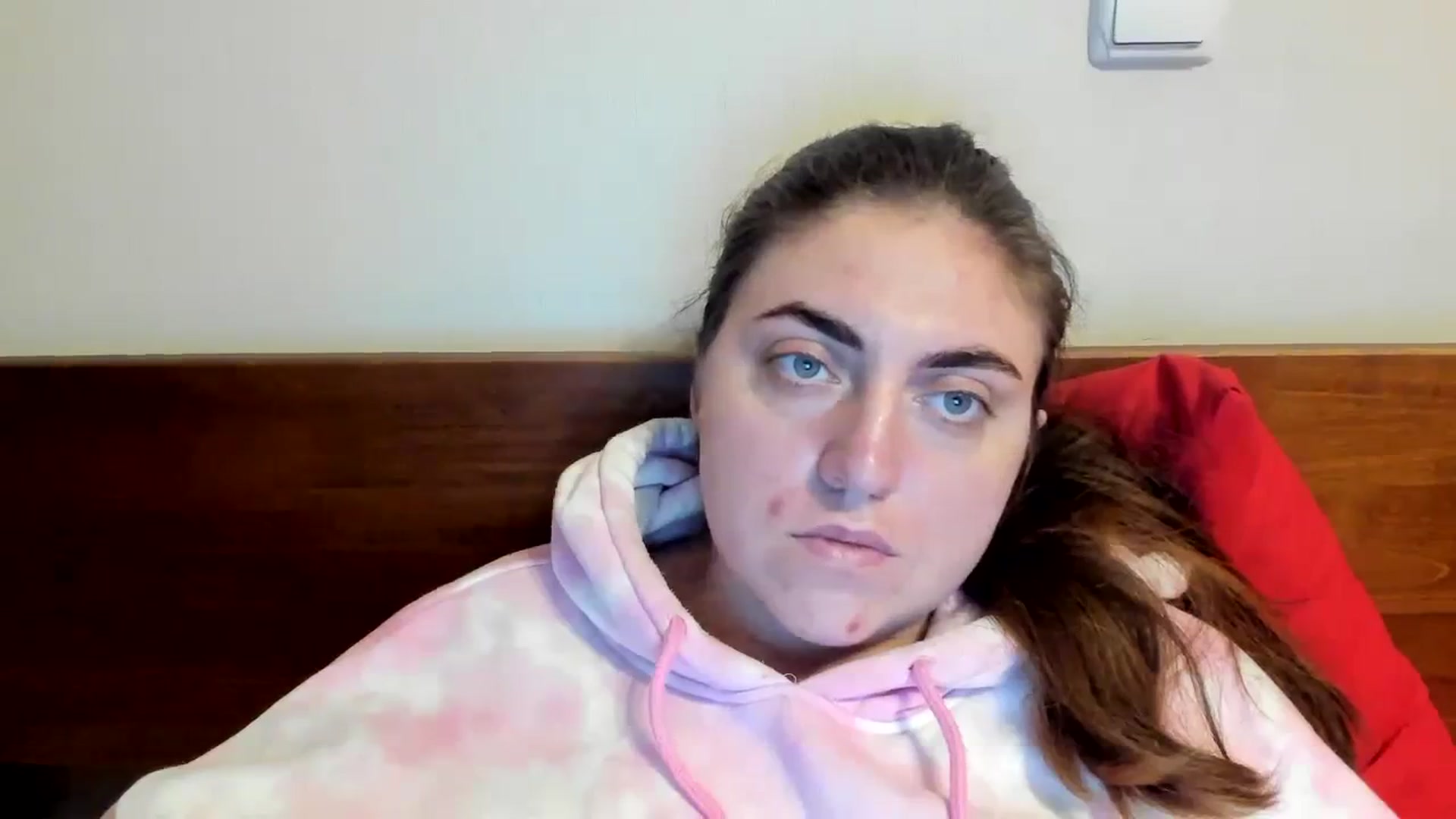 Gallery image thumbnail from Klassy_Holls's myfreecams stream on, 01/01/2024, 13:59 image 18 of 20