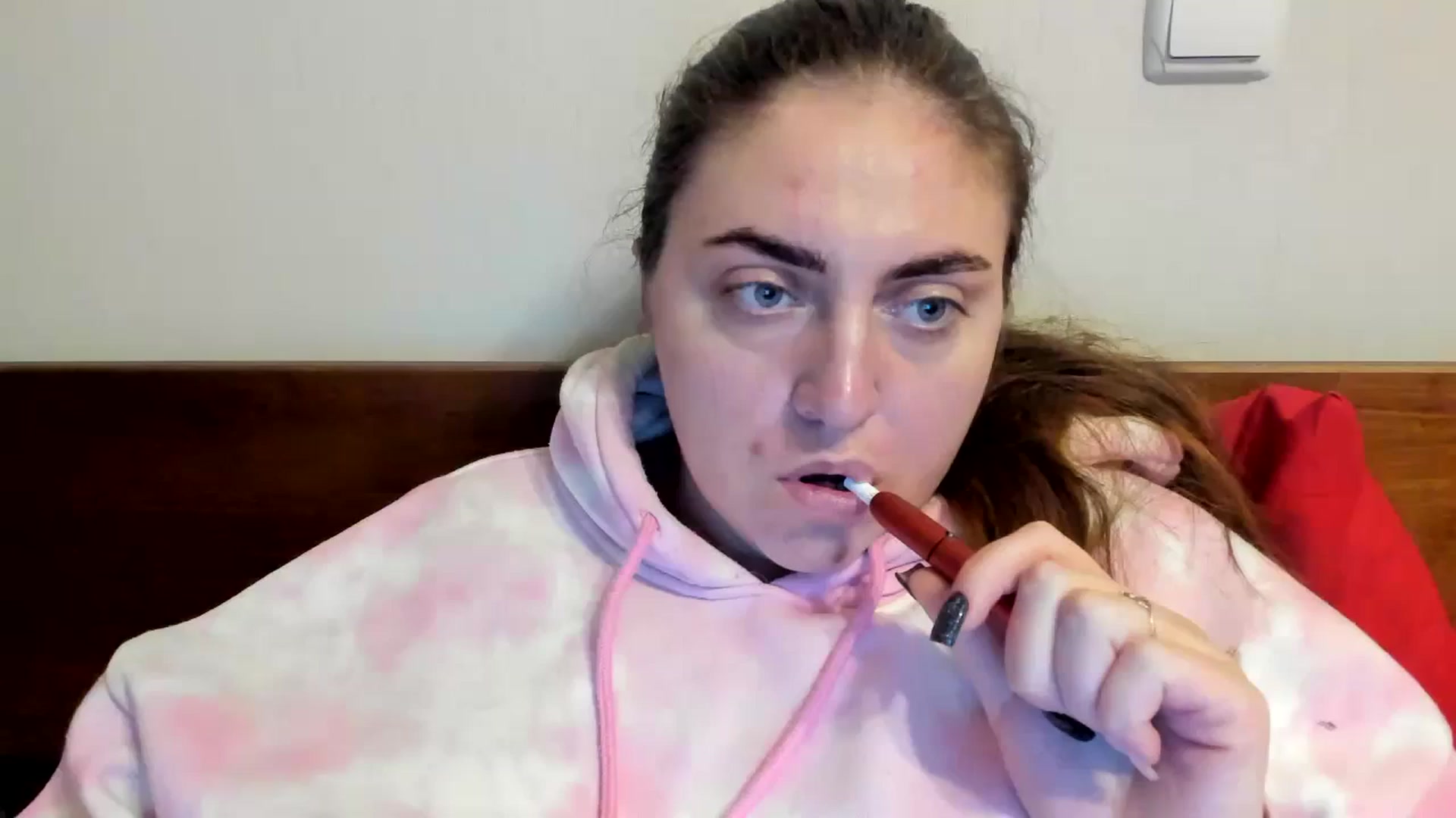 Gallery image thumbnail from Klassy_Holls's myfreecams stream on, 01/01/2024, 13:59 image 12 of 20