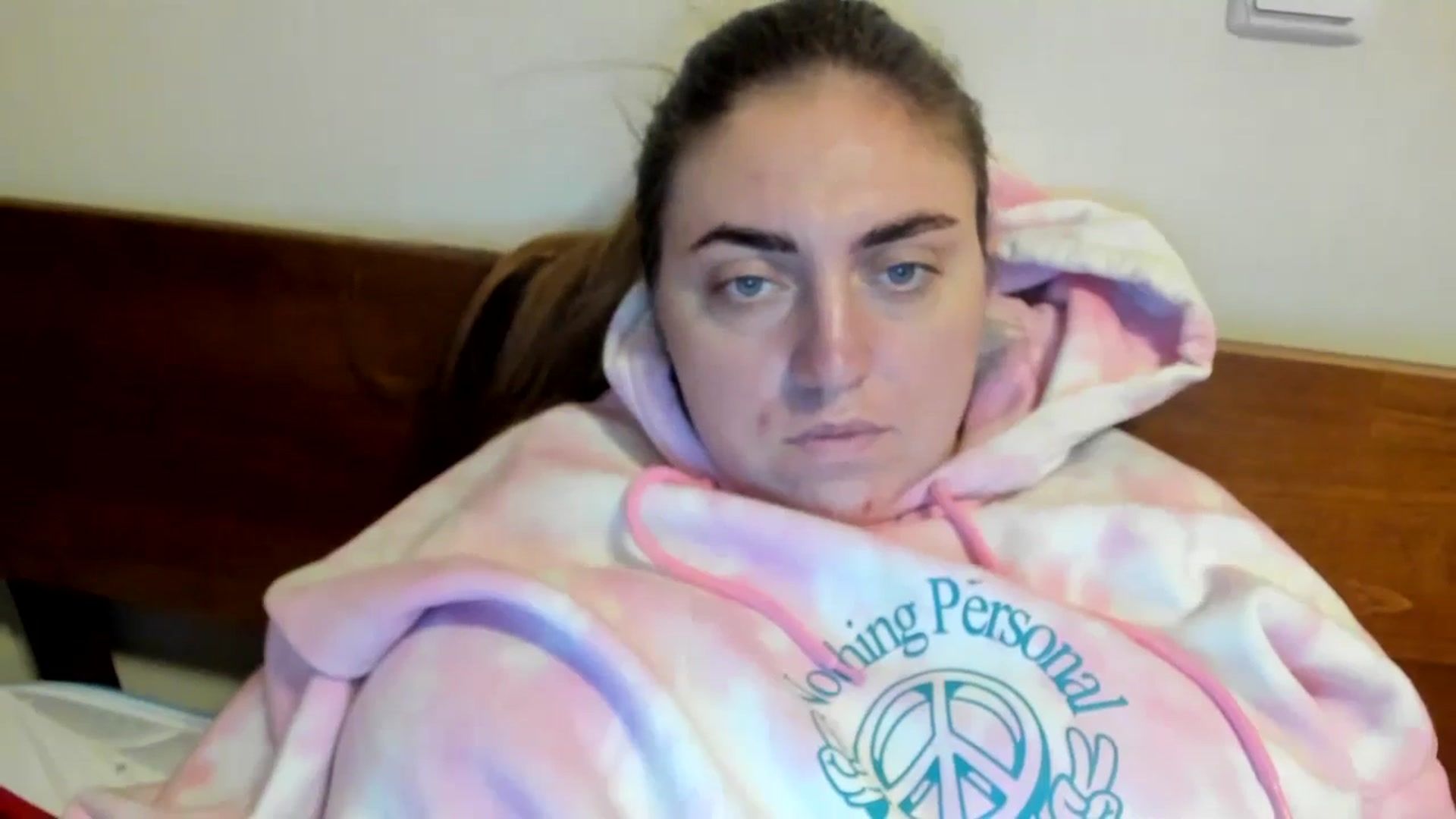 Gallery image thumbnail from Klassy_Holls's myfreecams stream on, 01/01/2024, 13:59 image 2 of 20