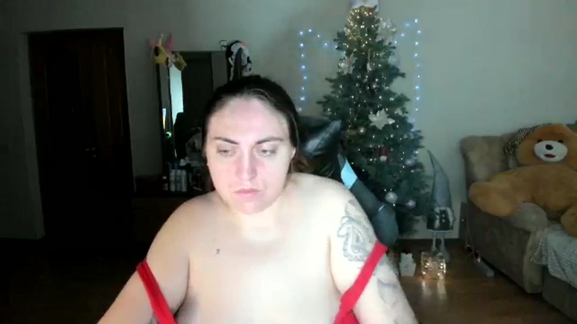 Gallery image thumbnail from Klassy_Holls's myfreecams stream on, 12/29/2025, 16:22 image 5 of 20
