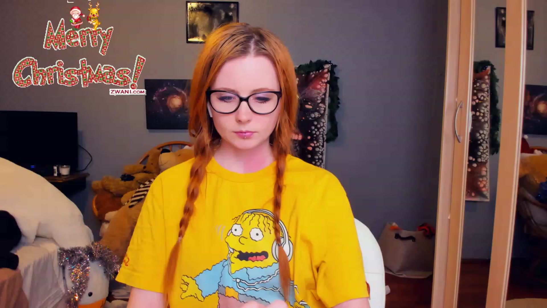 Gallery image thumbnail from Klementina666's myfreecams stream on, 12/25/2022, 23:53 image 16 of 20