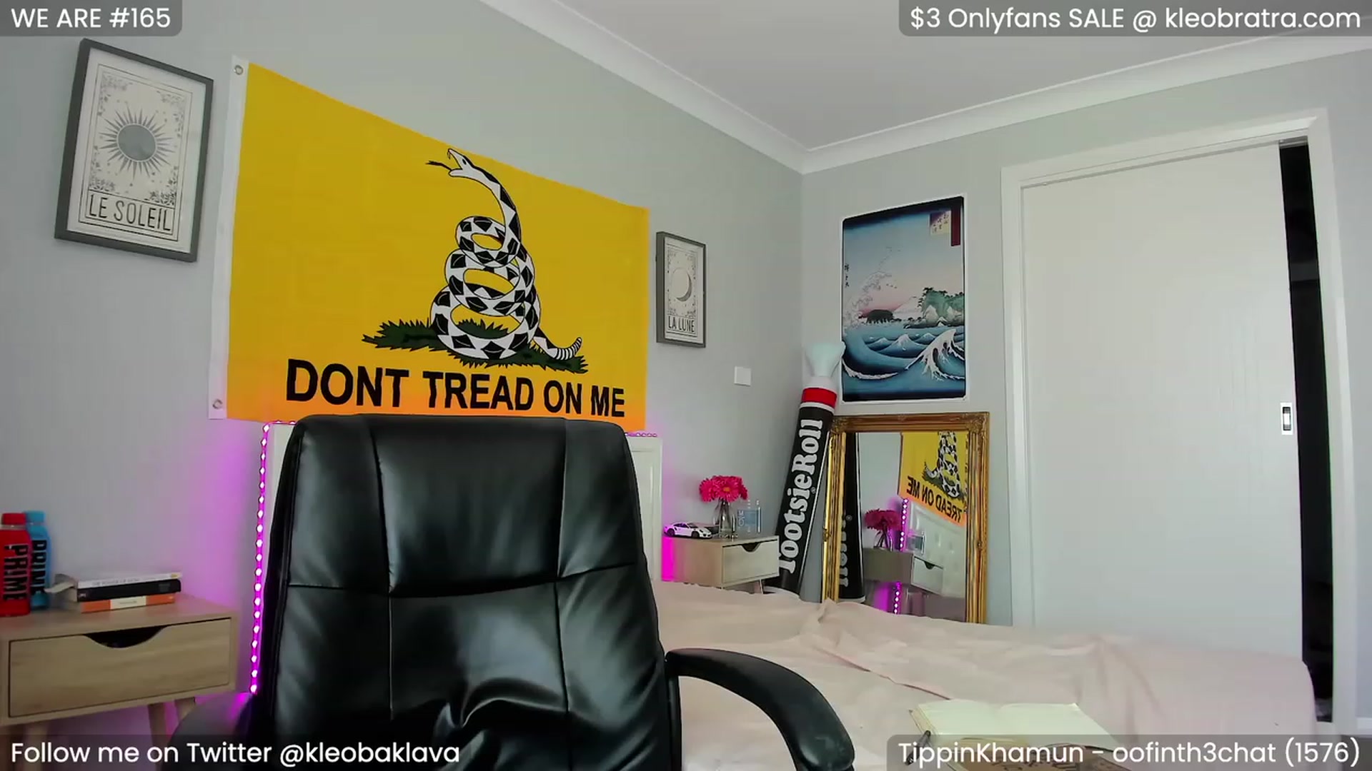 Gallery image thumbnail from KleoBratra's myfreecams stream on, 11/20/2022, 05:49 image 17 of 20