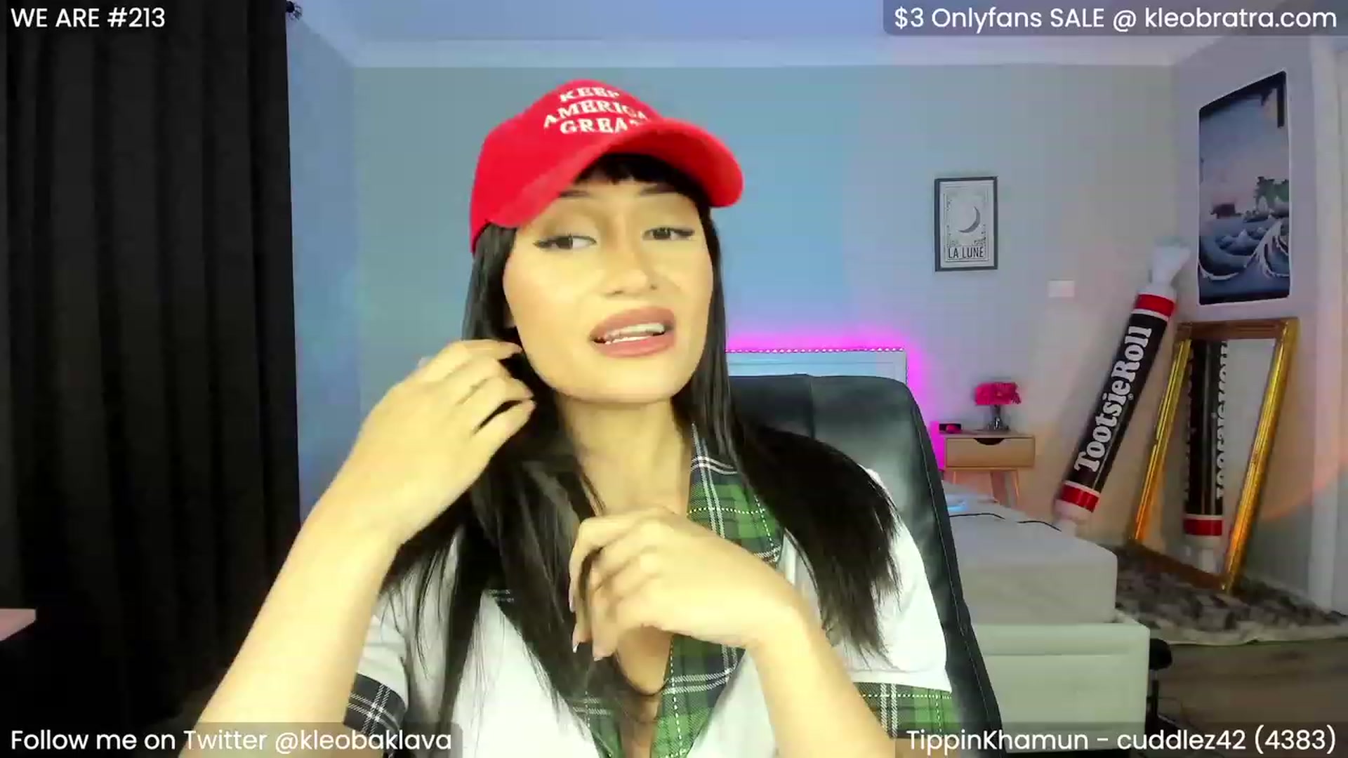 Gallery image thumbnail from KleoBratra's myfreecams stream on, 12/16/2022, 08:57 image 1 of 20