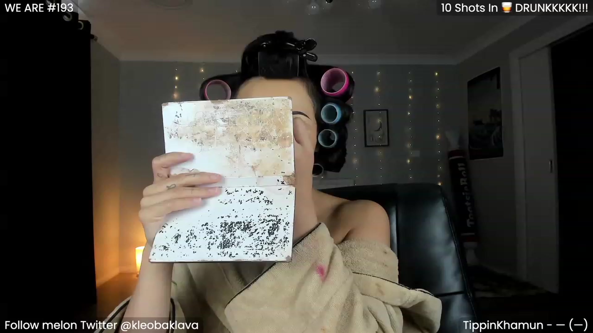 Gallery image thumbnail from KleoBratra's myfreecams stream on, 12/25/2022, 23:57 image 4 of 20