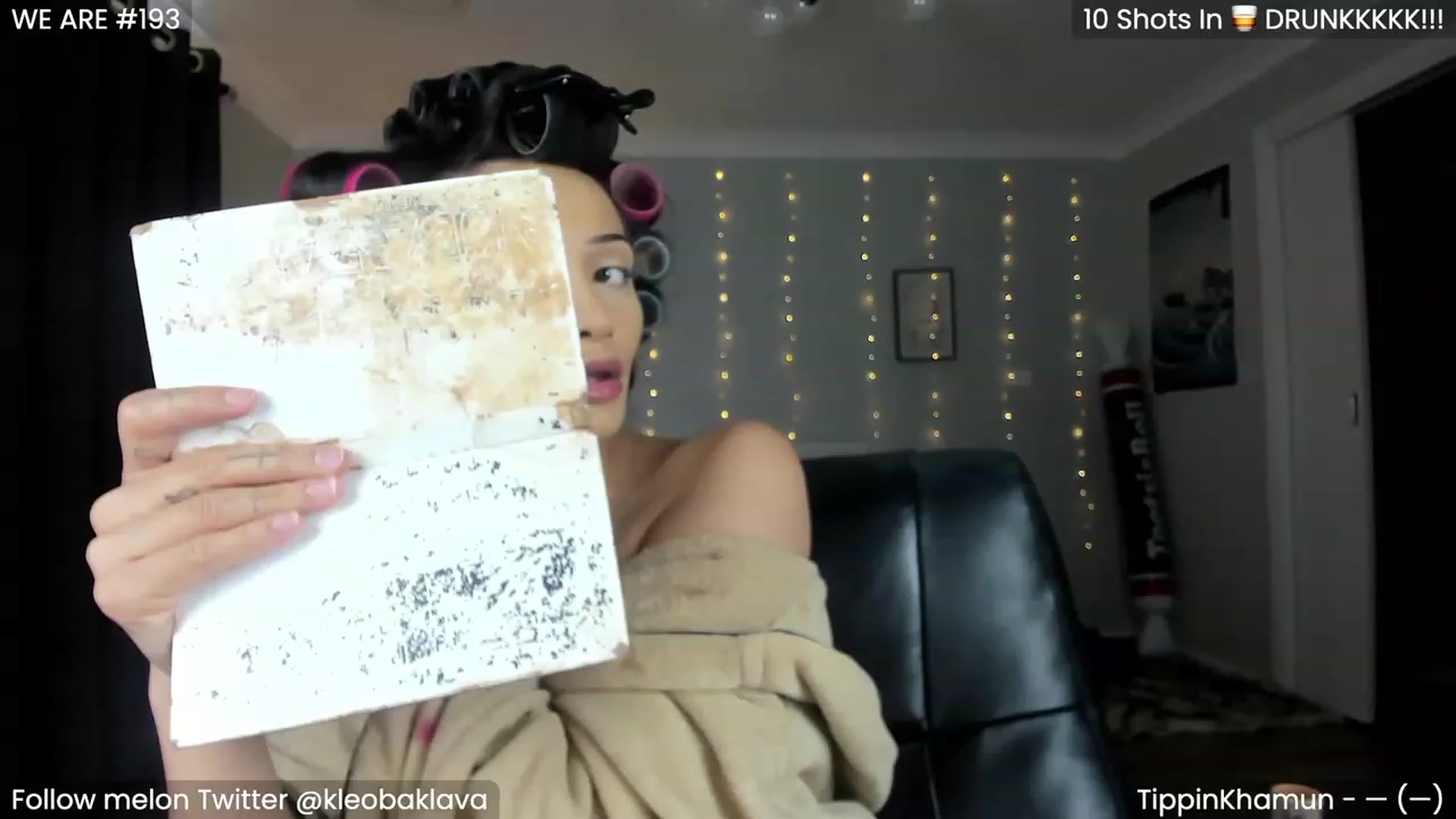 Gallery image thumbnail from KleoBratra's myfreecams stream on, 12/25/2022, 23:57 image 5 of 20