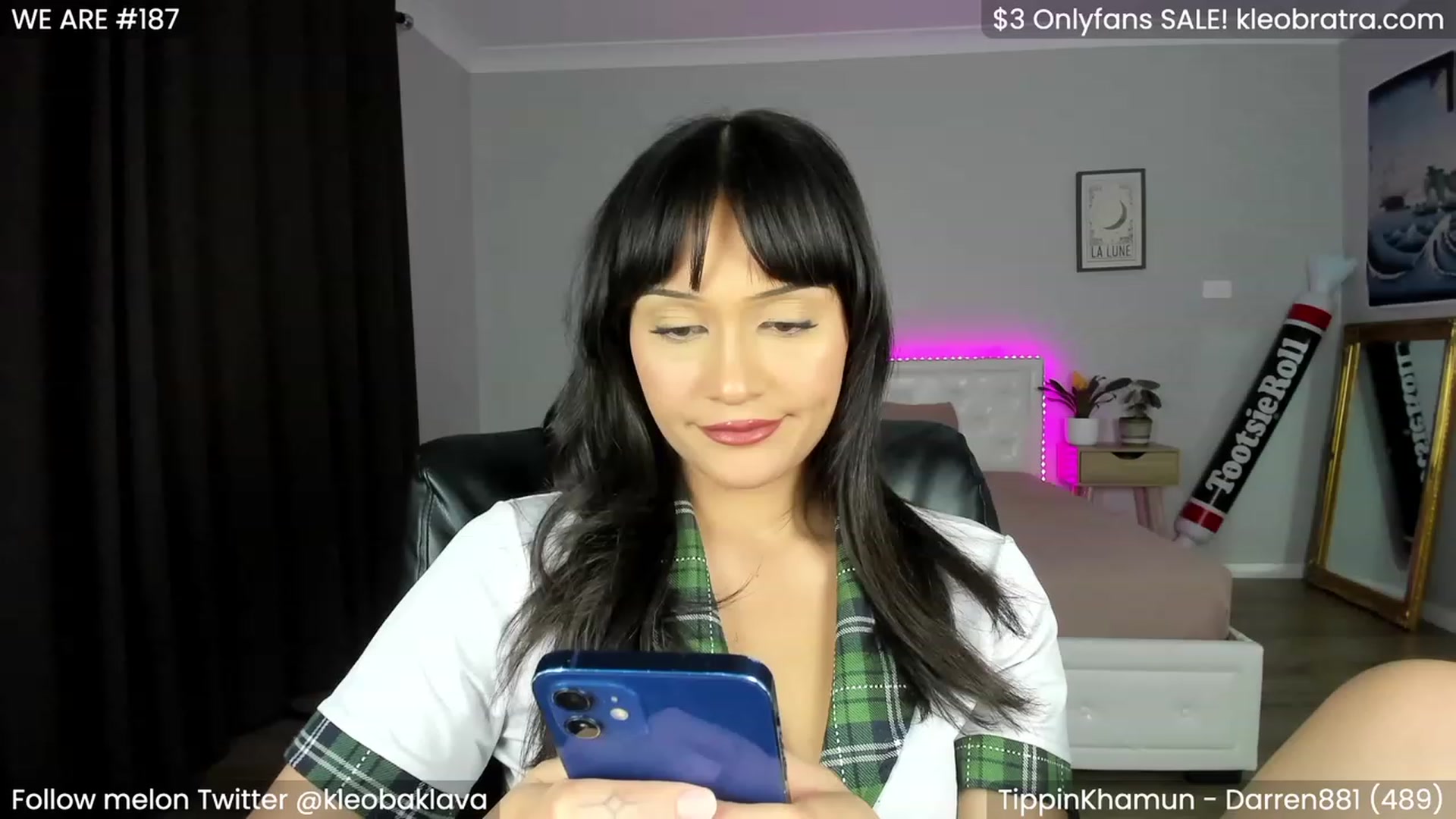 Gallery image thumbnail from KleoBratra's myfreecams stream on, 01/22/2023, 11:32 image 14 of 20