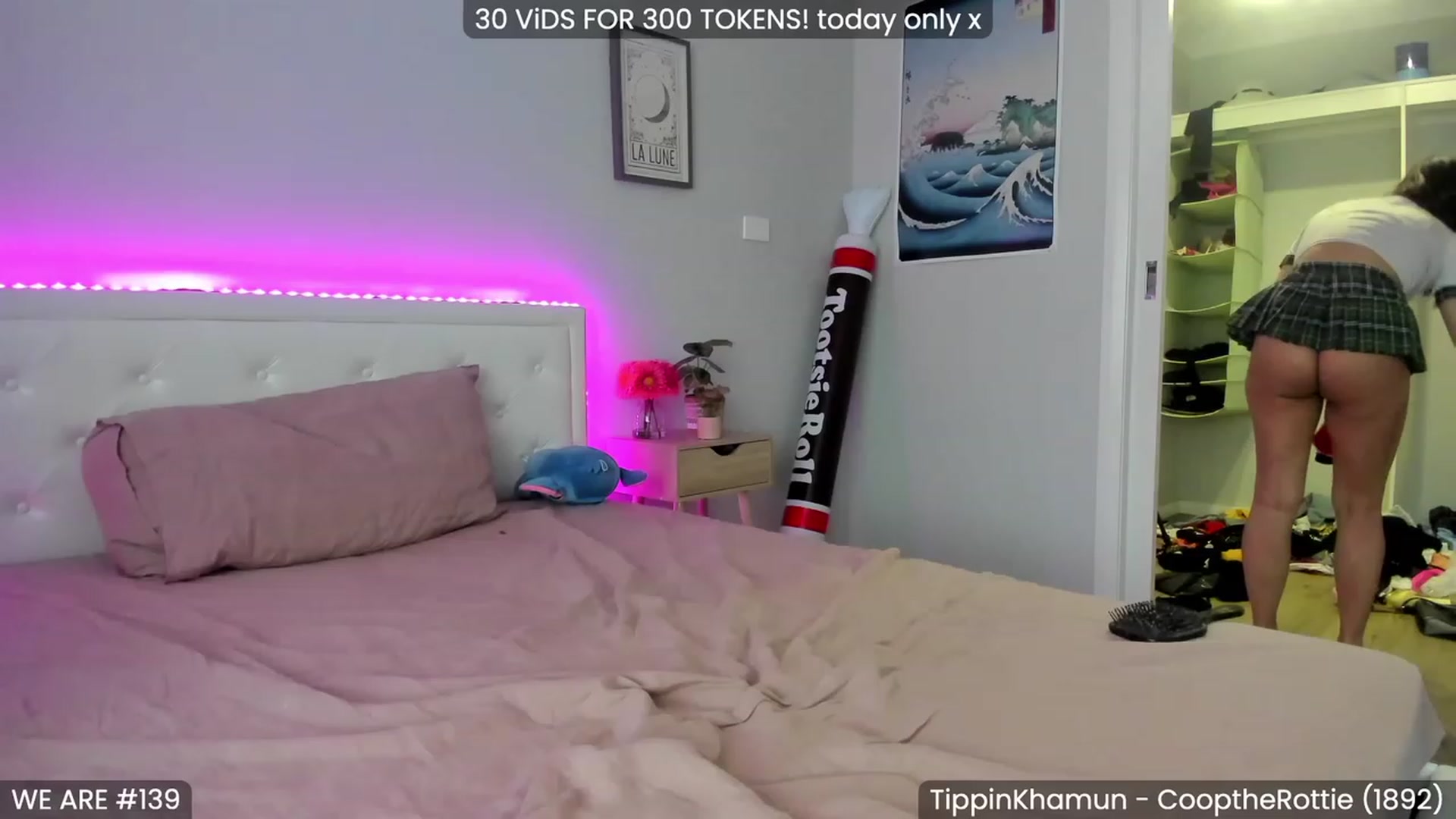 Gallery image thumbnail from KleoBratra's myfreecams stream on, 01/27/2023, 08:07 image 18 of 20