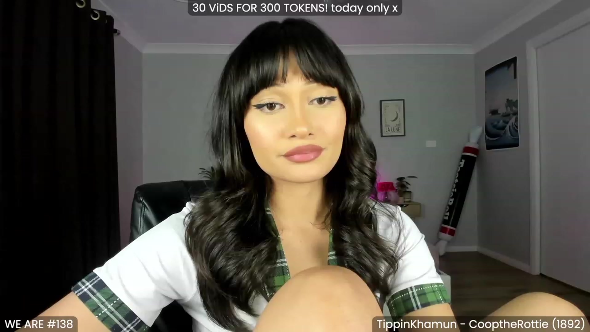 Gallery image thumbnail from KleoBratra's myfreecams stream on, 01/27/2023, 10:50 image 11 of 20