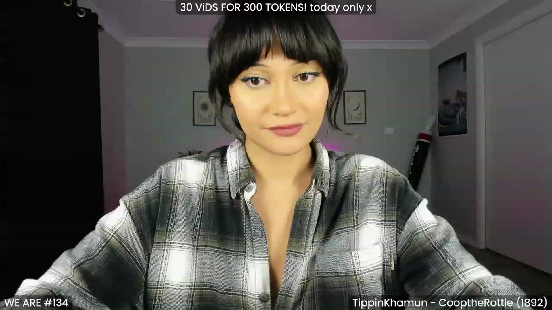 Gallery image thumbnail from KleoBratra's myfreecams stream on, 01/27/2023, 15:00 image 7 of 20