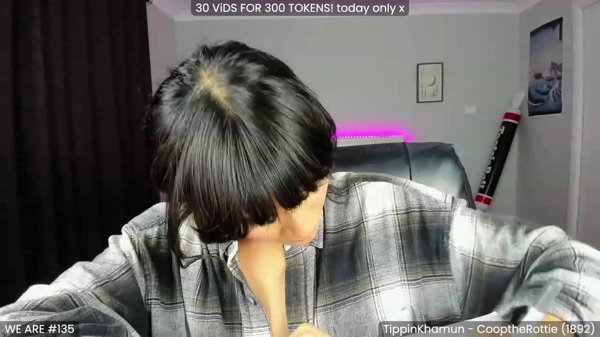 Gallery image thumbnail from KleoBratra's myfreecams stream on, 01/27/2023, 15:00 image 17 of 20