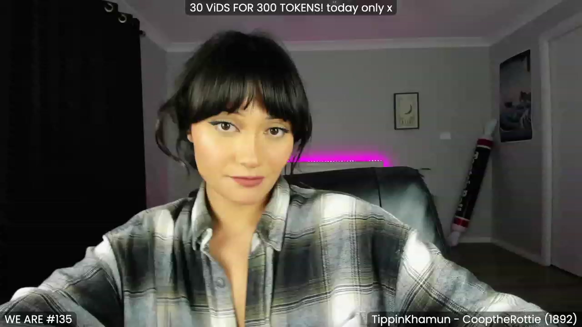 Gallery image thumbnail from KleoBratra's myfreecams stream on, 01/27/2023, 15:00 image 15 of 20
