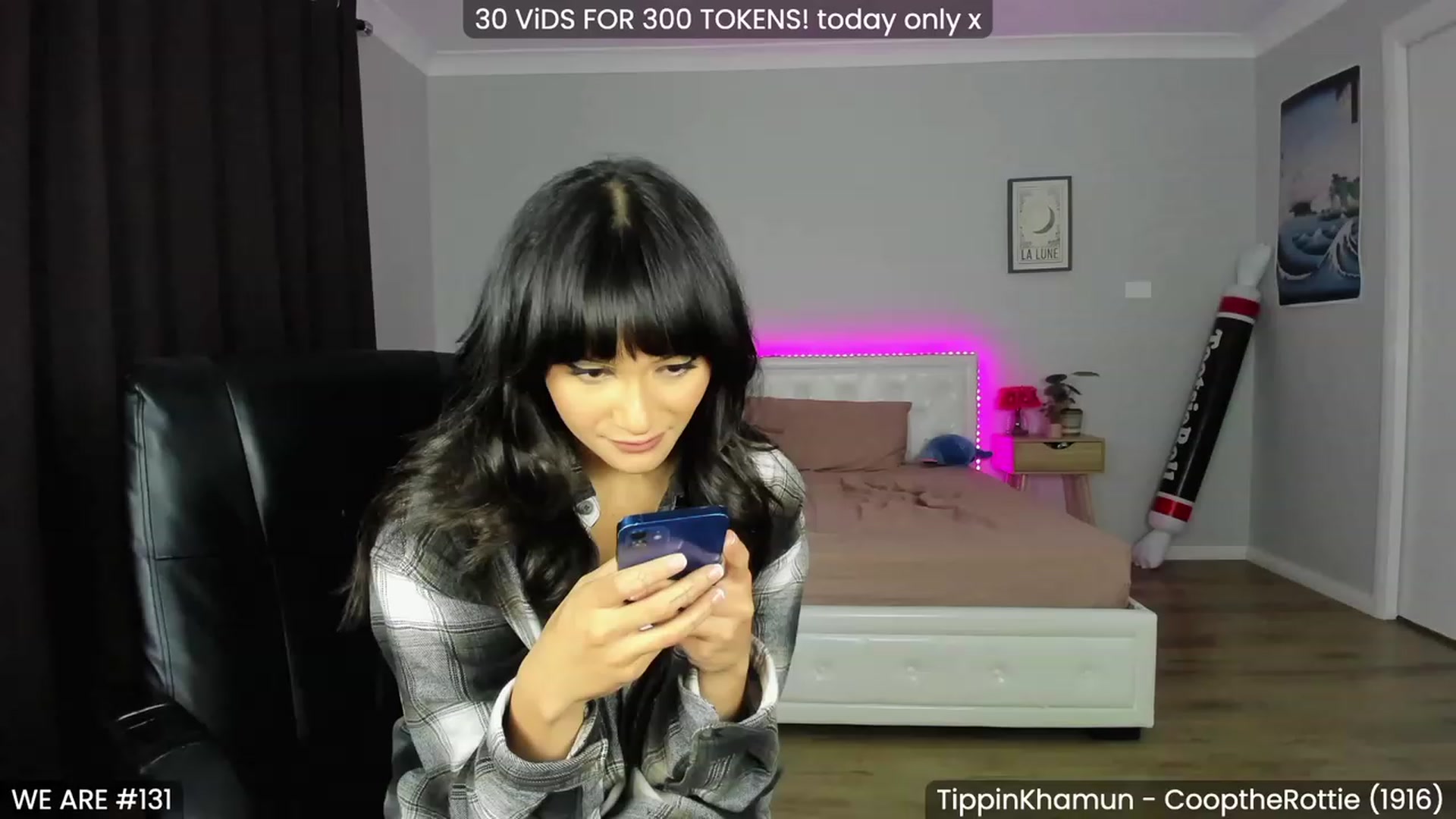 Gallery image thumbnail from KleoBratra's myfreecams stream on, 01/27/2023, 17:20 image 6 of 20