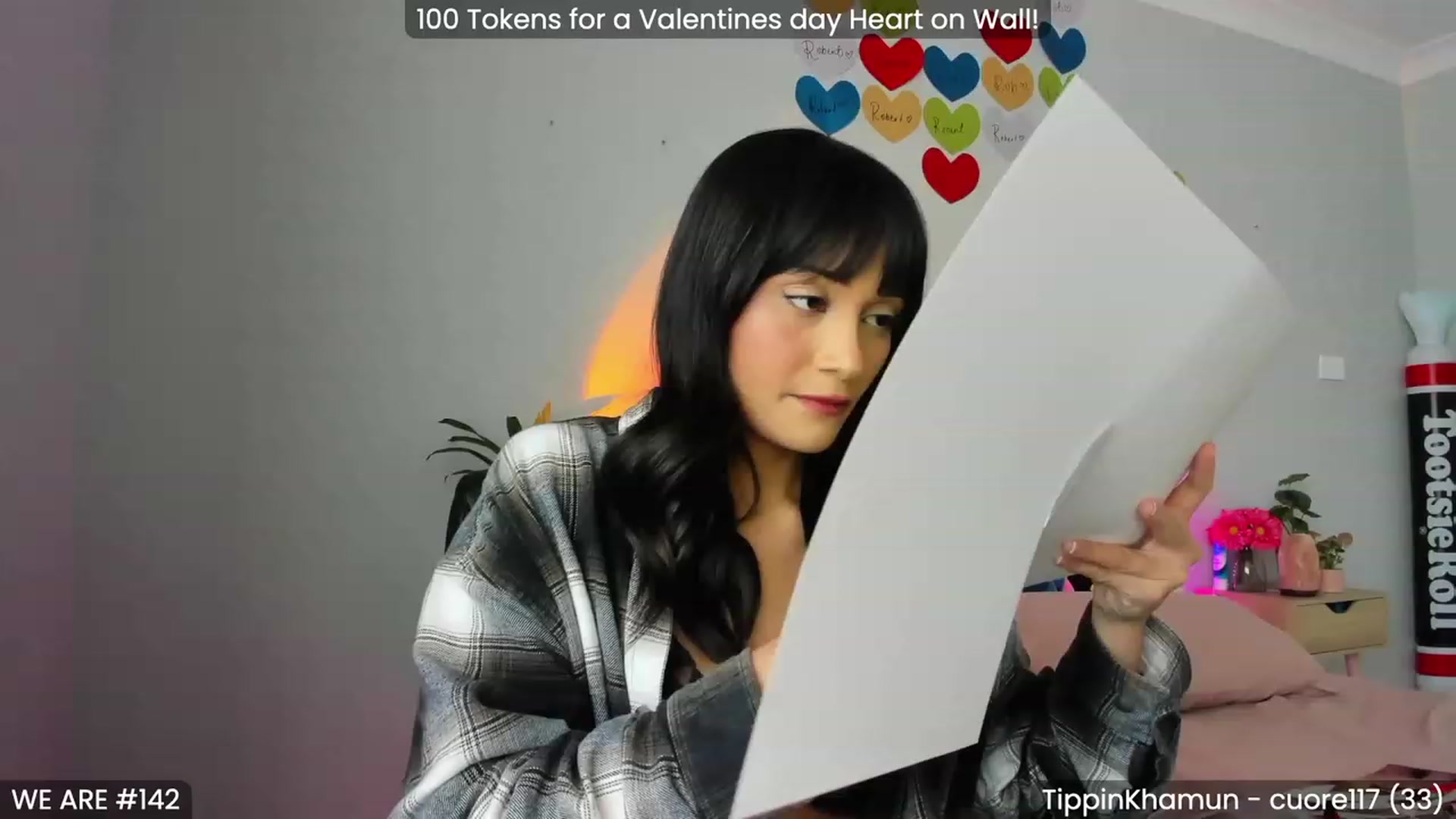 Gallery image thumbnail from KleoBratra's myfreecams stream on, 01/31/2023, 07:23 image 12 of 20