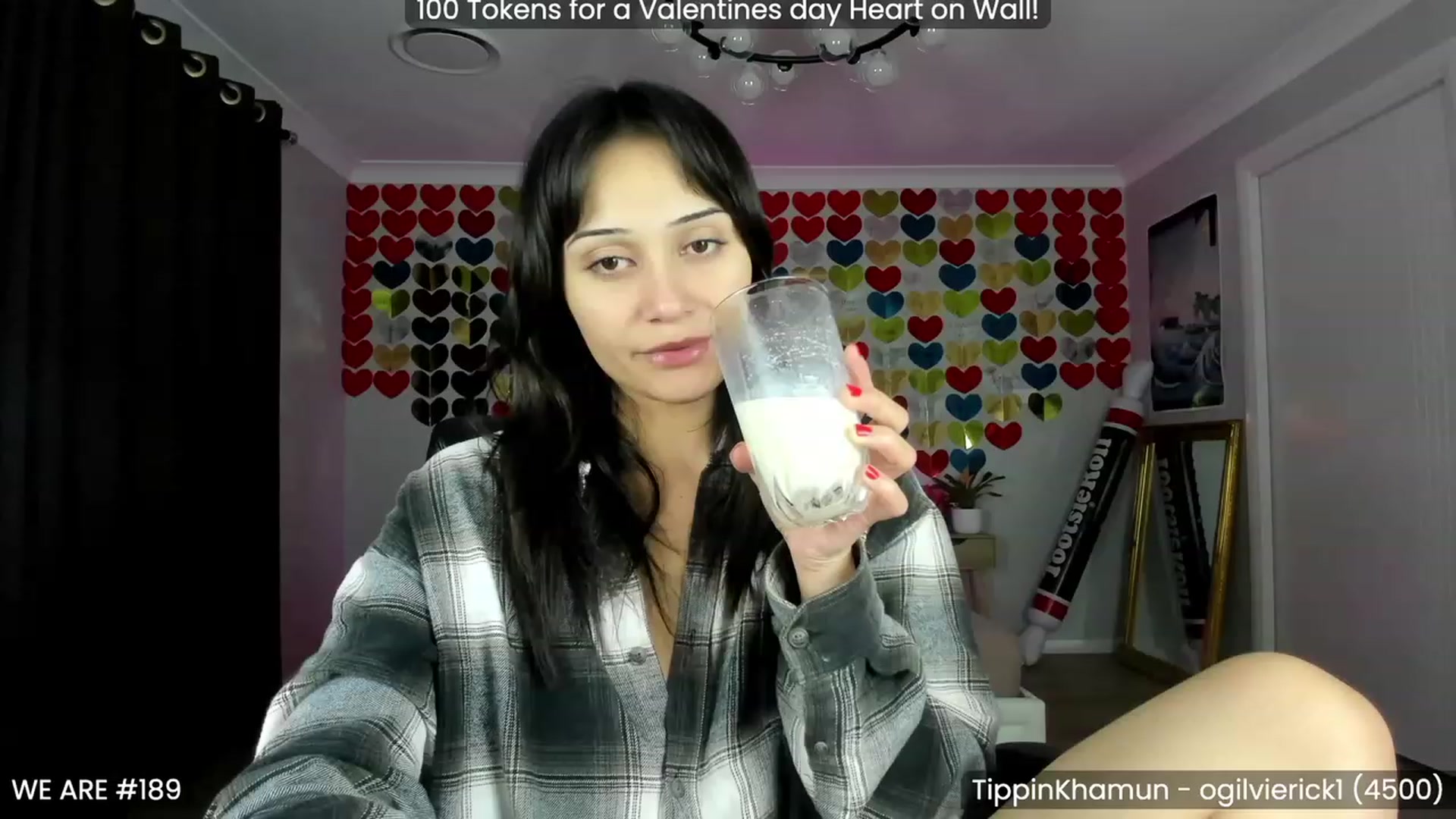 Gallery image thumbnail from KleoBratra's myfreecams stream on, 02/09/2023, 12:45 image 6 of 20