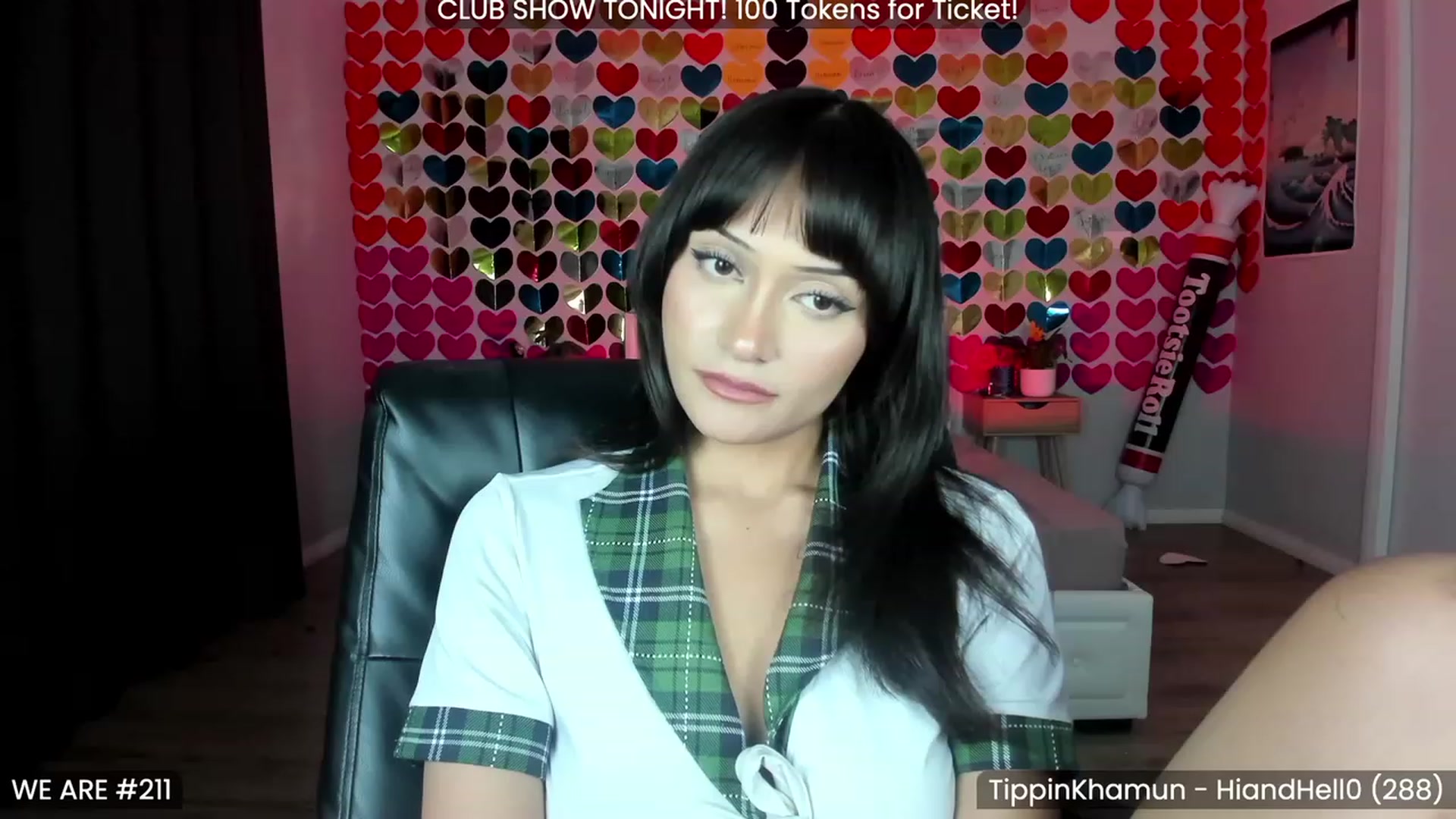Gallery image thumbnail from KleoBratra's myfreecams stream on, 02/17/2023, 10:16 image 9 of 20