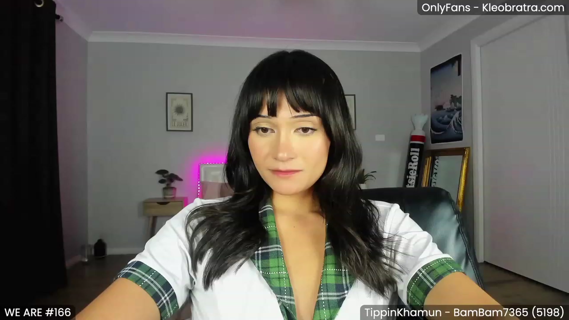 Gallery image thumbnail from KleoBratra's myfreecams stream on, 02/26/2023, 20:22 image 3 of 20