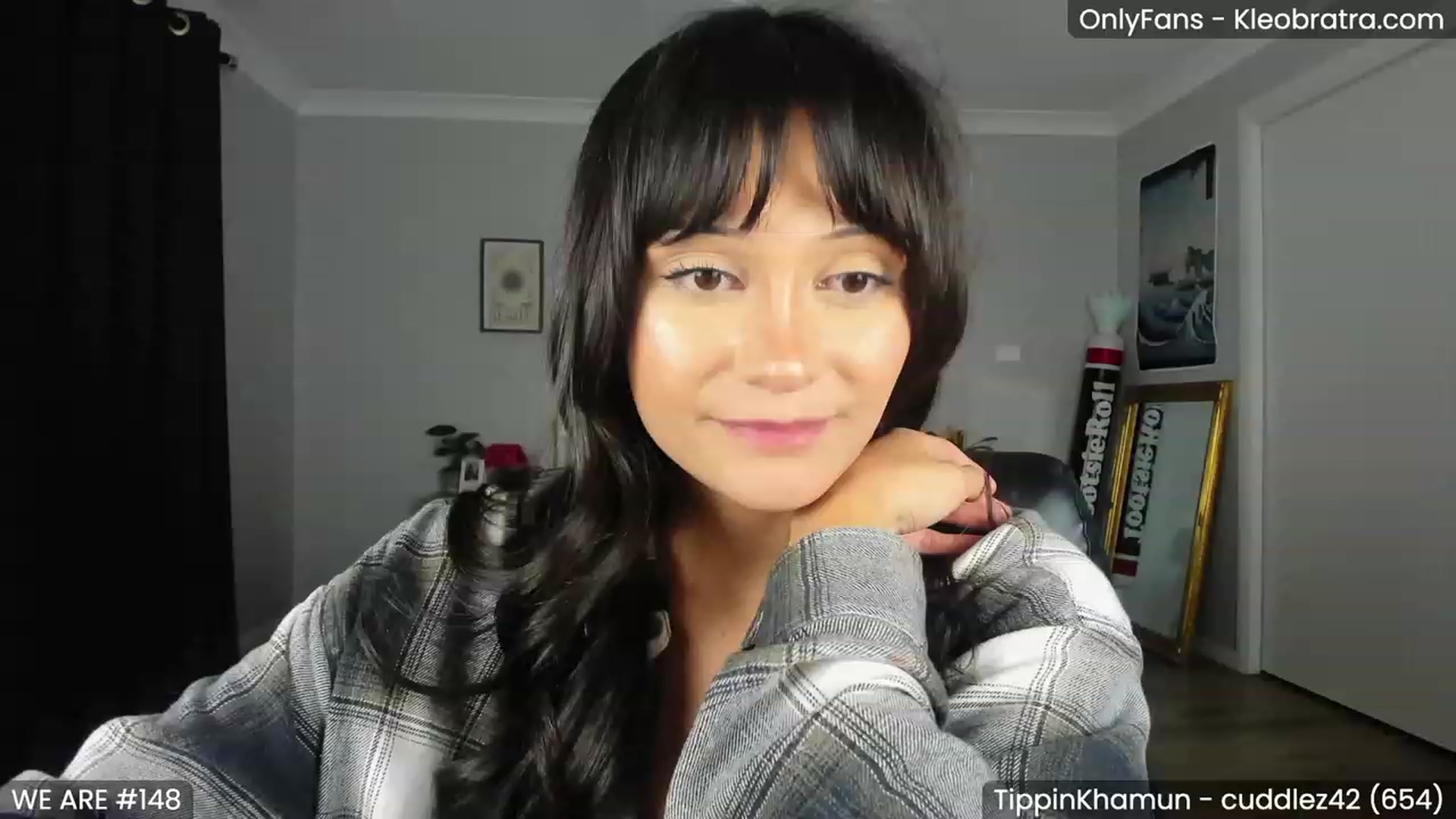 Gallery image thumbnail from KleoBratra's myfreecams stream on, 02/28/2023, 13:34 image 16 of 20
