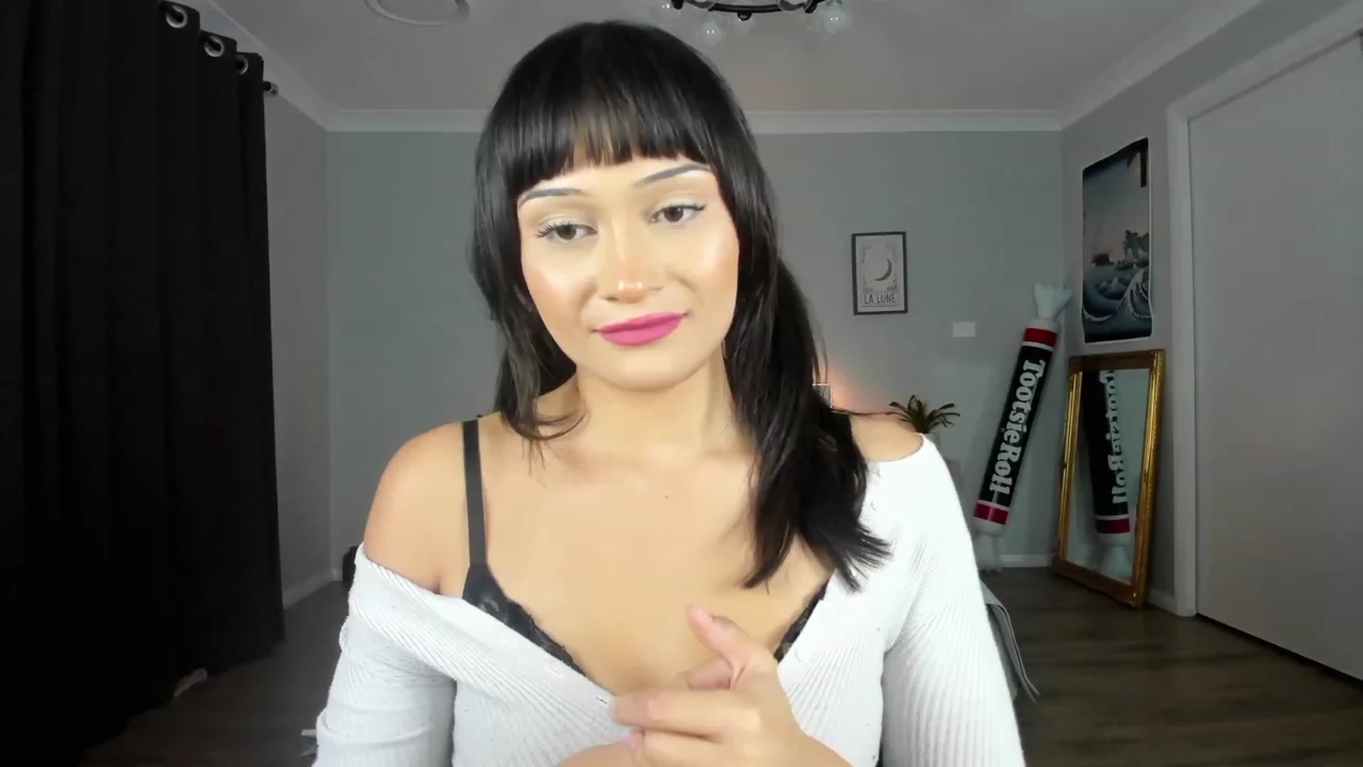 Gallery image thumbnail from KleoBratra's myfreecams stream on, 03/14/2023, 10:32 image 19 of 20