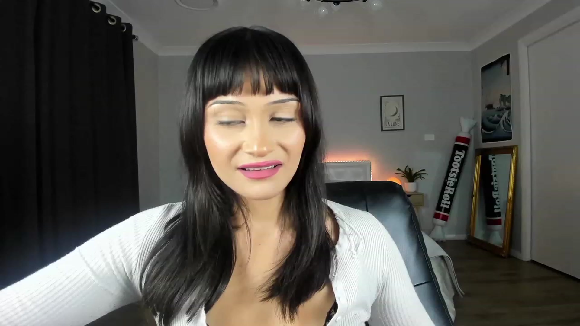 Gallery image thumbnail from KleoBratra's myfreecams stream on, 03/14/2023, 11:10 image 12 of 20