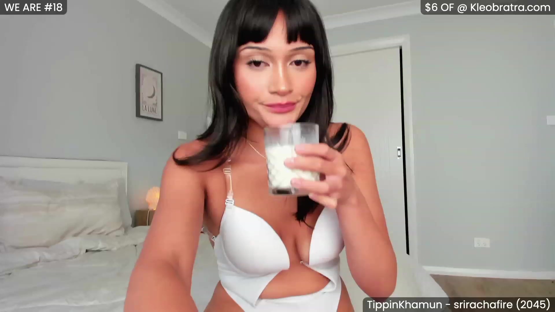 Gallery image thumbnail from KleoBratra's myfreecams stream on, 03/21/2023, 21:30 image 17 of 20