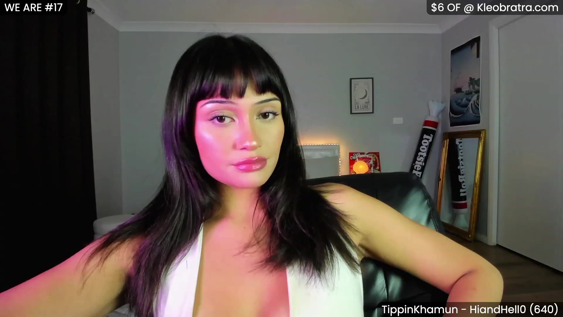 Gallery image thumbnail from KleoBratra's myfreecams stream on, 03/25/2023, 09:49 image 13 of 20