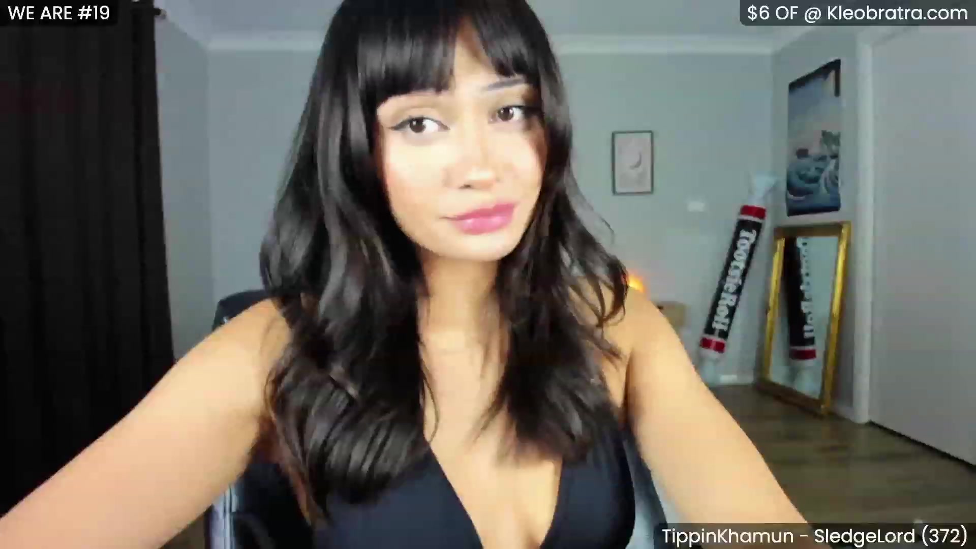 Gallery image thumbnail from KleoBratra's myfreecams stream on, 03/27/2023, 09:33 image 13 of 20
