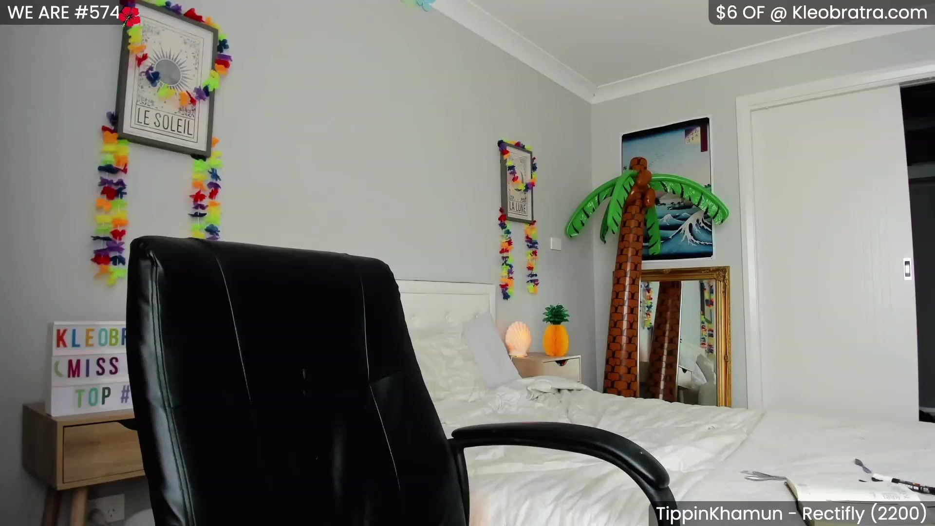 Gallery image thumbnail from KleoBratra's myfreecams stream on, 04/02/2023, 05:21 image 9 of 20