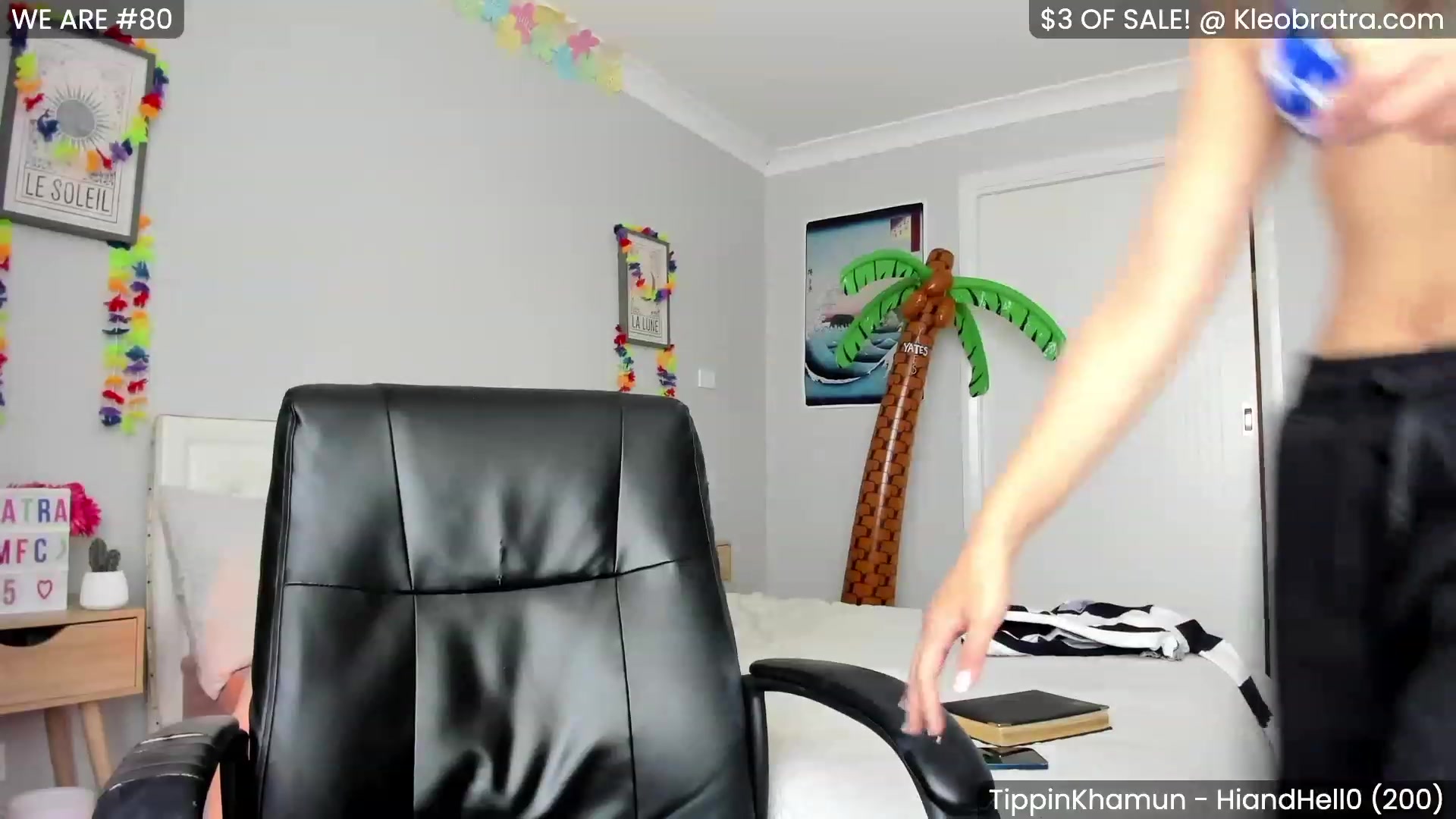 Gallery image thumbnail from KleoBratra's myfreecams stream on, 04/08/2023, 05:01 image 14 of 20