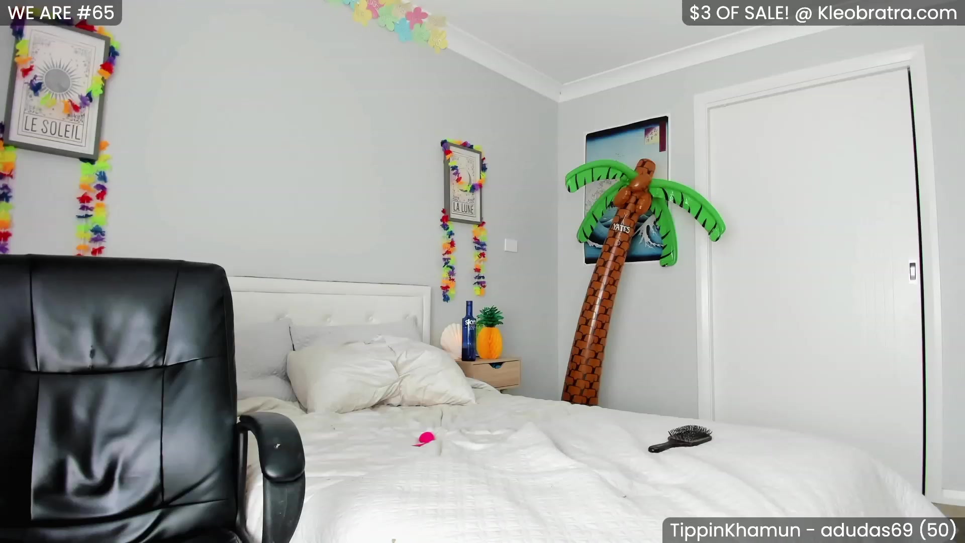 Gallery image thumbnail from KleoBratra's myfreecams stream on, 04/09/2023, 01:36 image 20 of 20