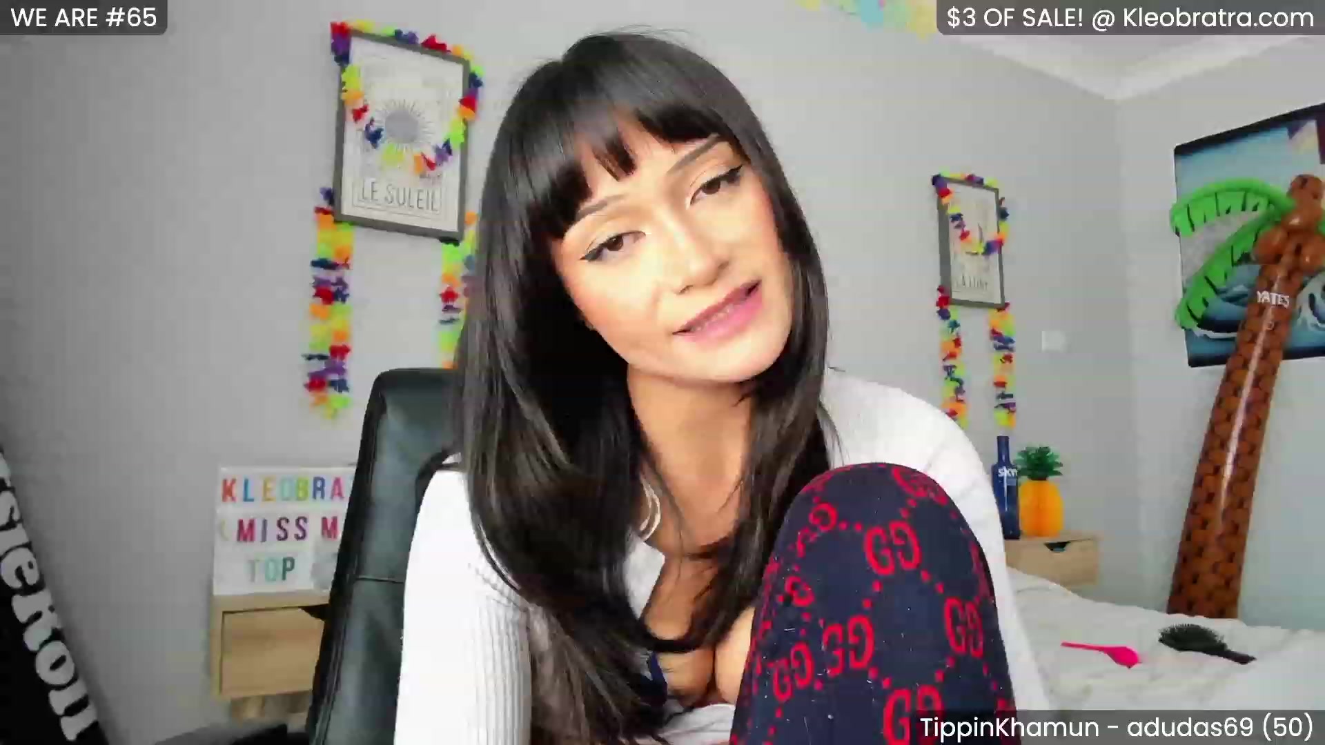 Gallery image thumbnail from KleoBratra's myfreecams stream on, 04/09/2023, 03:48 image 3 of 20