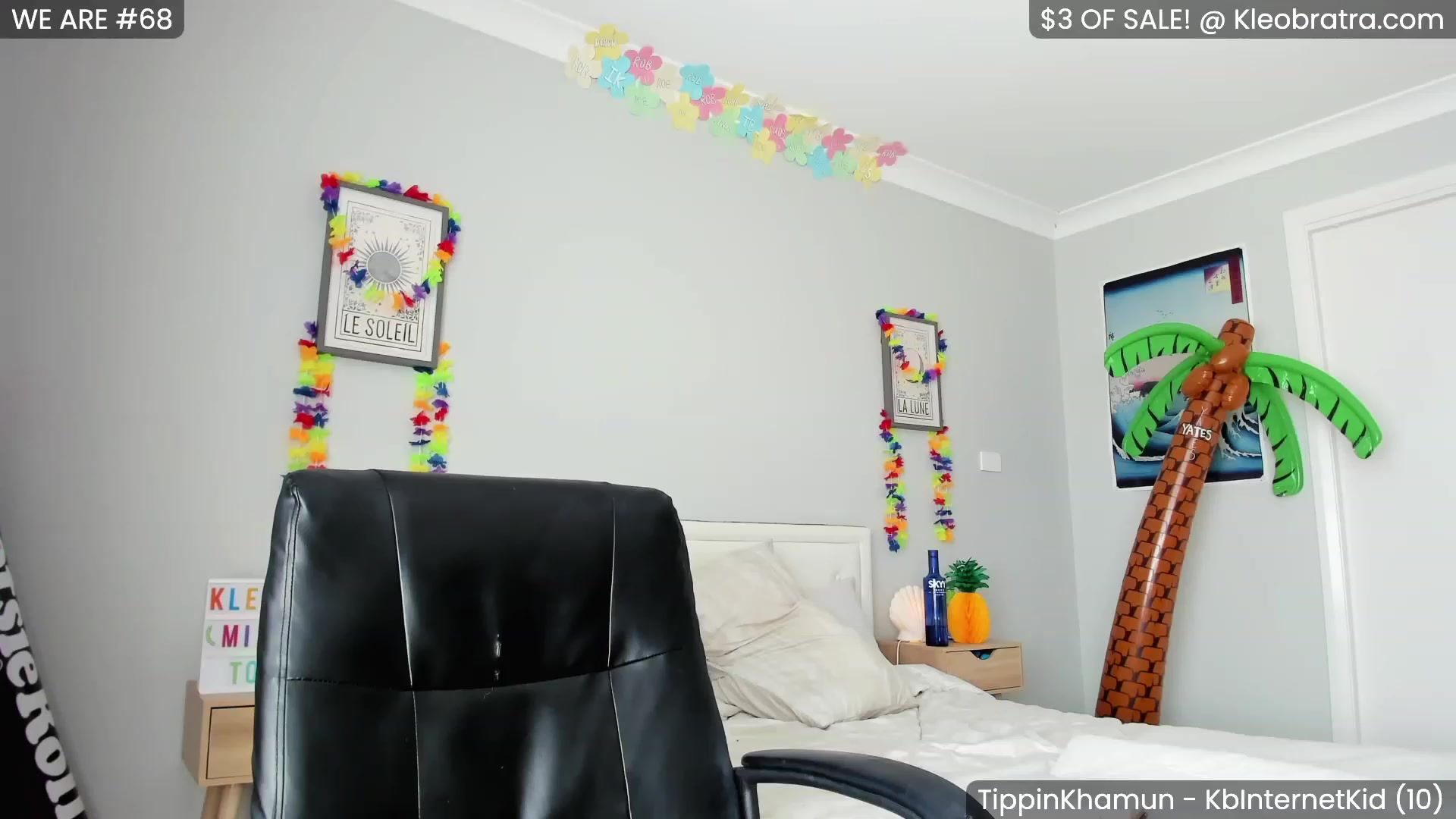 Gallery image thumbnail from KleoBratra's myfreecams stream on, 04/10/2023, 02:56 image 9 of 20