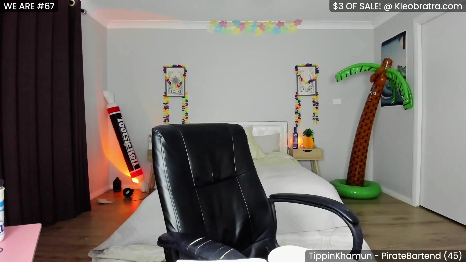 Gallery image thumbnail from KleoBratra's myfreecams stream on, 04/10/2023, 04:05 image 15 of 20