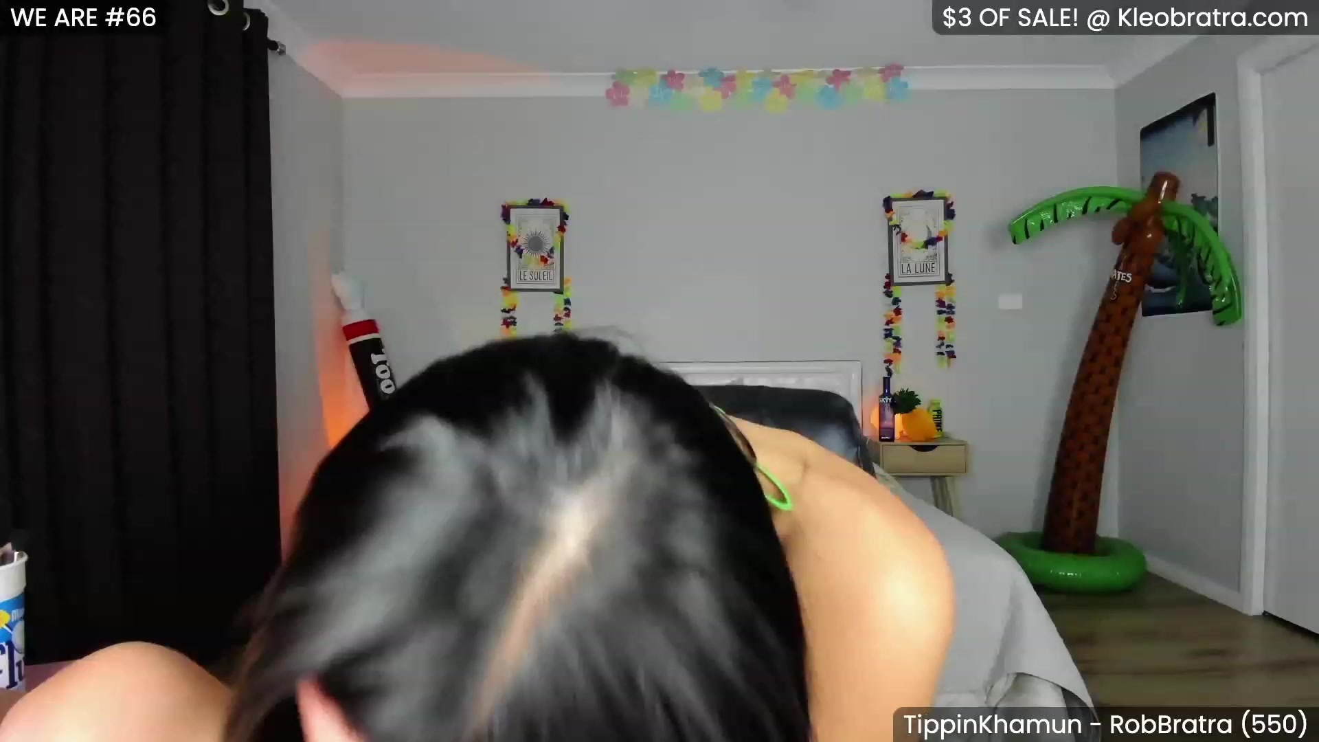 Gallery image thumbnail from KleoBratra's myfreecams stream on, 04/10/2023, 08:07 image 14 of 20