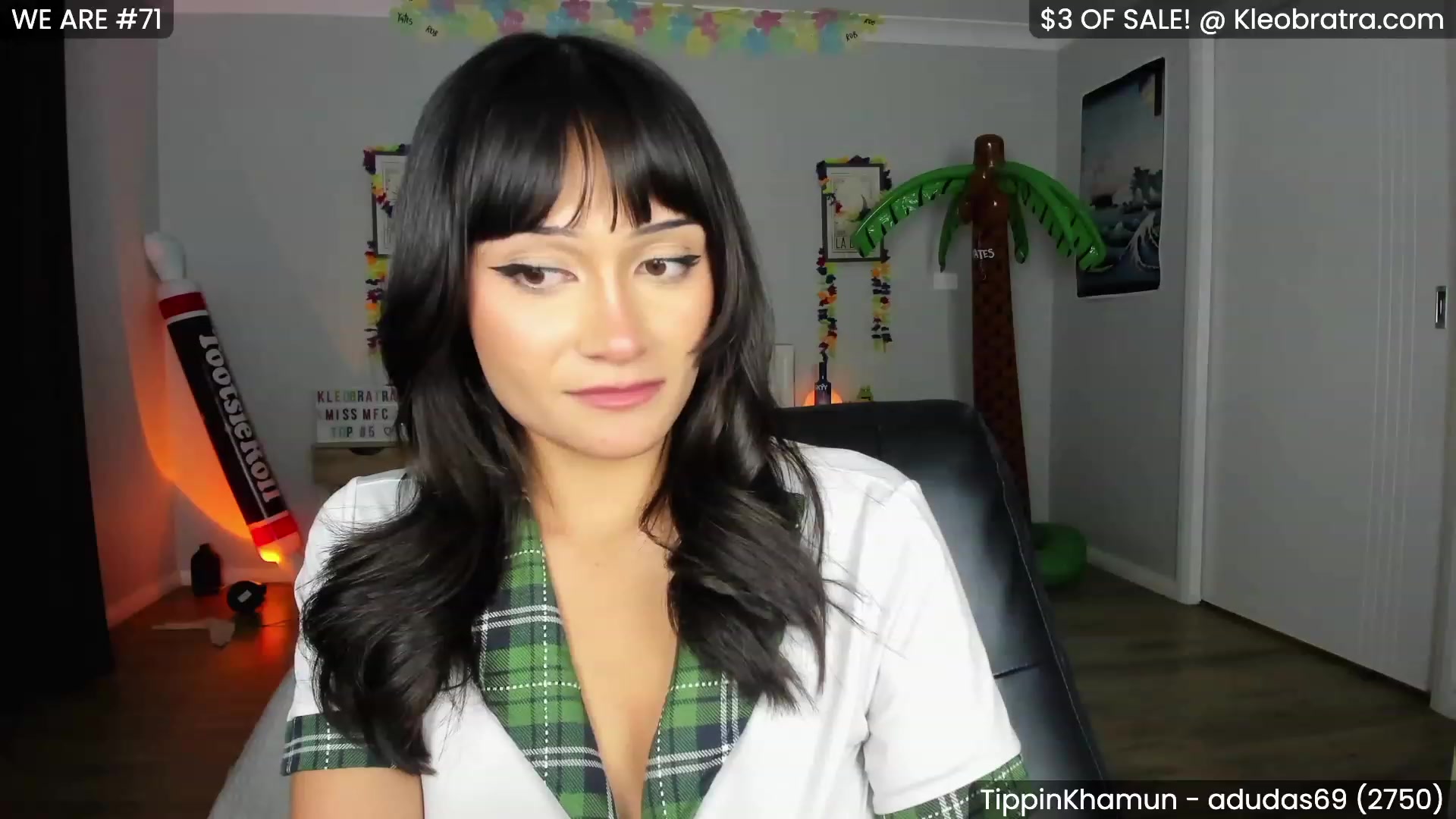 Gallery image thumbnail from KleoBratra's myfreecams stream on, 04/13/2023, 11:15 image 2 of 20