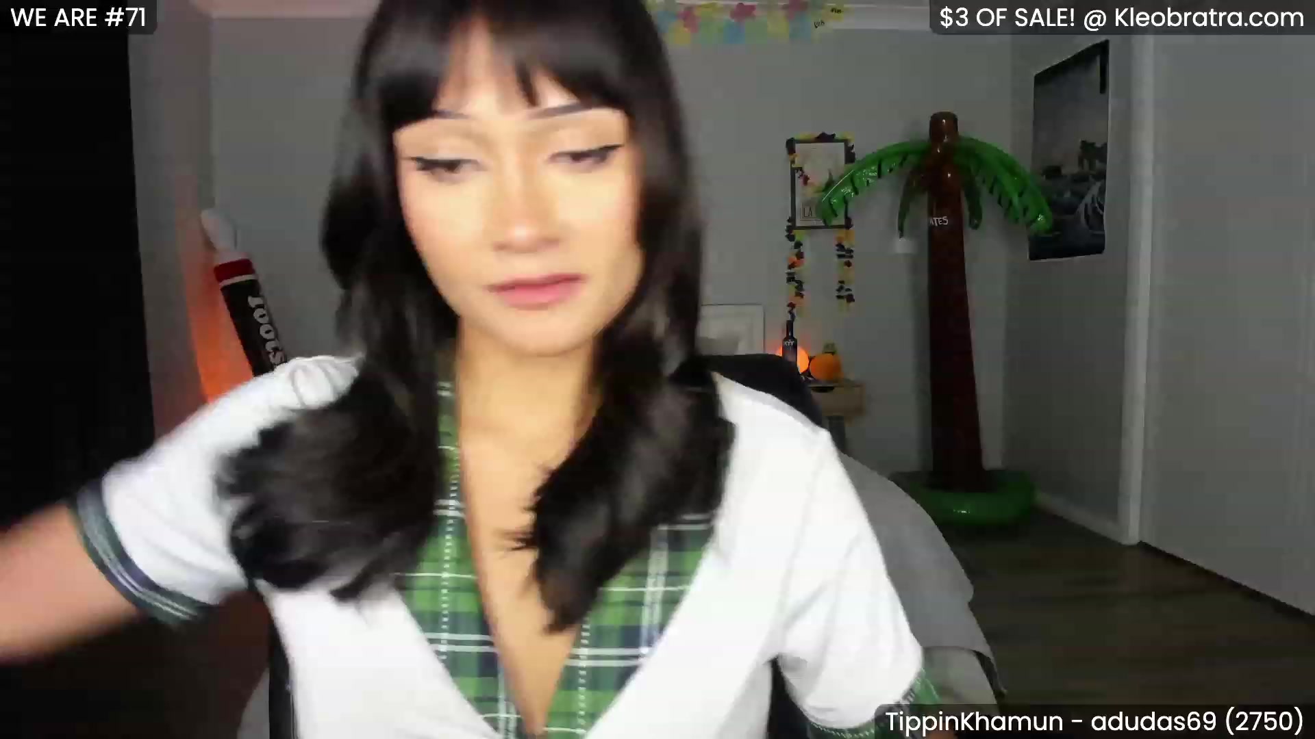 Gallery image thumbnail from KleoBratra's myfreecams stream on, 04/13/2023, 11:15 image 4 of 20