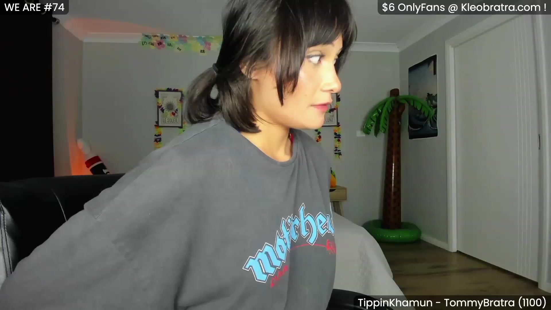 Gallery image thumbnail from KleoBratra's myfreecams stream on, 04/17/2023, 11:49 image 6 of 20