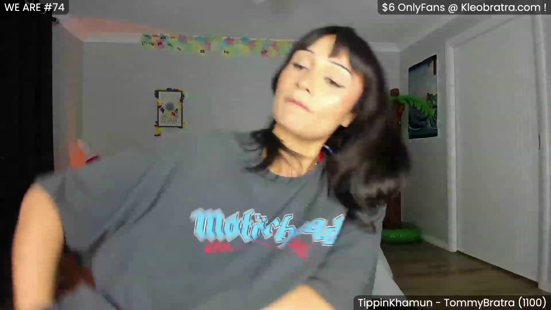 Gallery image thumbnail from KleoBratra's myfreecams stream on, 04/17/2023, 11:49 image 7 of 20