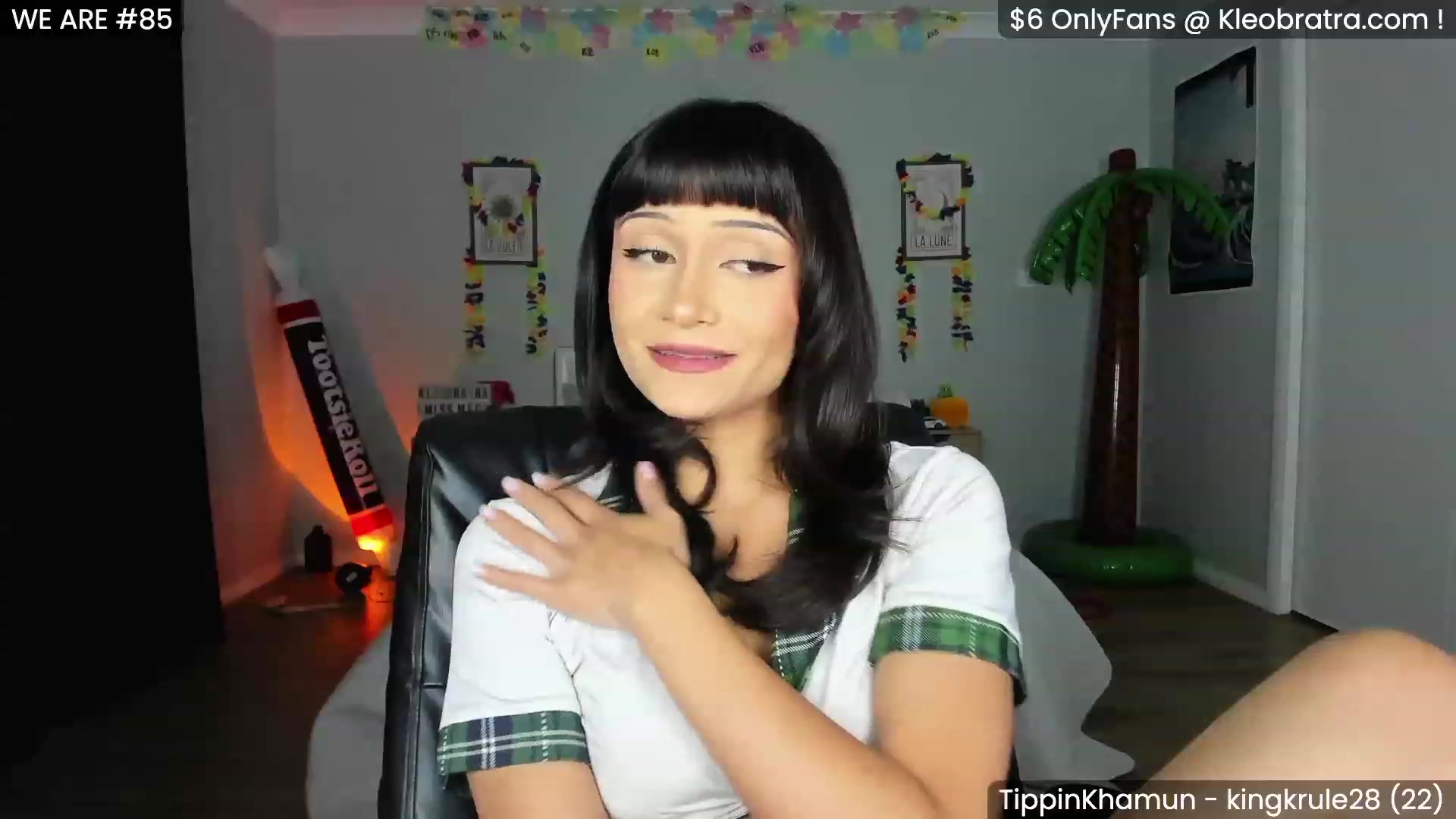 Gallery image thumbnail from KleoBratra's myfreecams stream on, 04/20/2023, 14:56 image 3 of 20