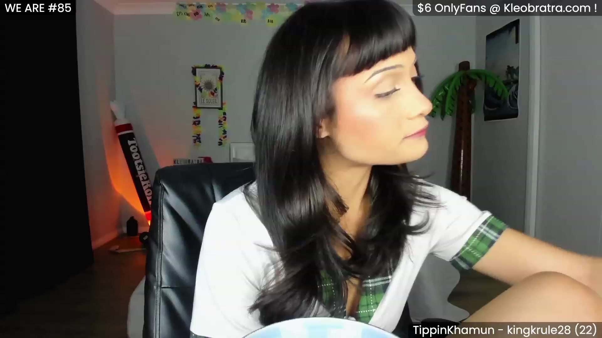 Gallery image thumbnail from KleoBratra's myfreecams stream on, 04/20/2023, 14:56 image 1 of 20
